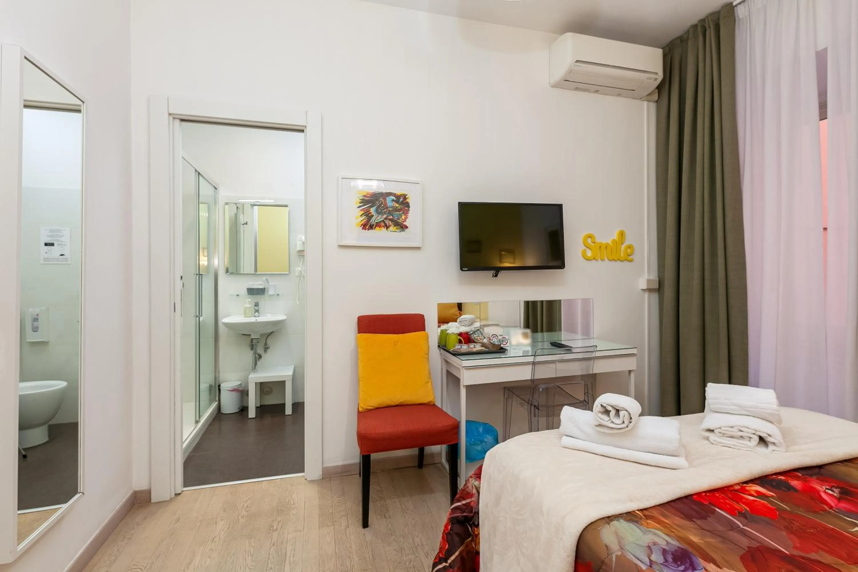 Photo of the whole room, Bed in St. Peter's Relax