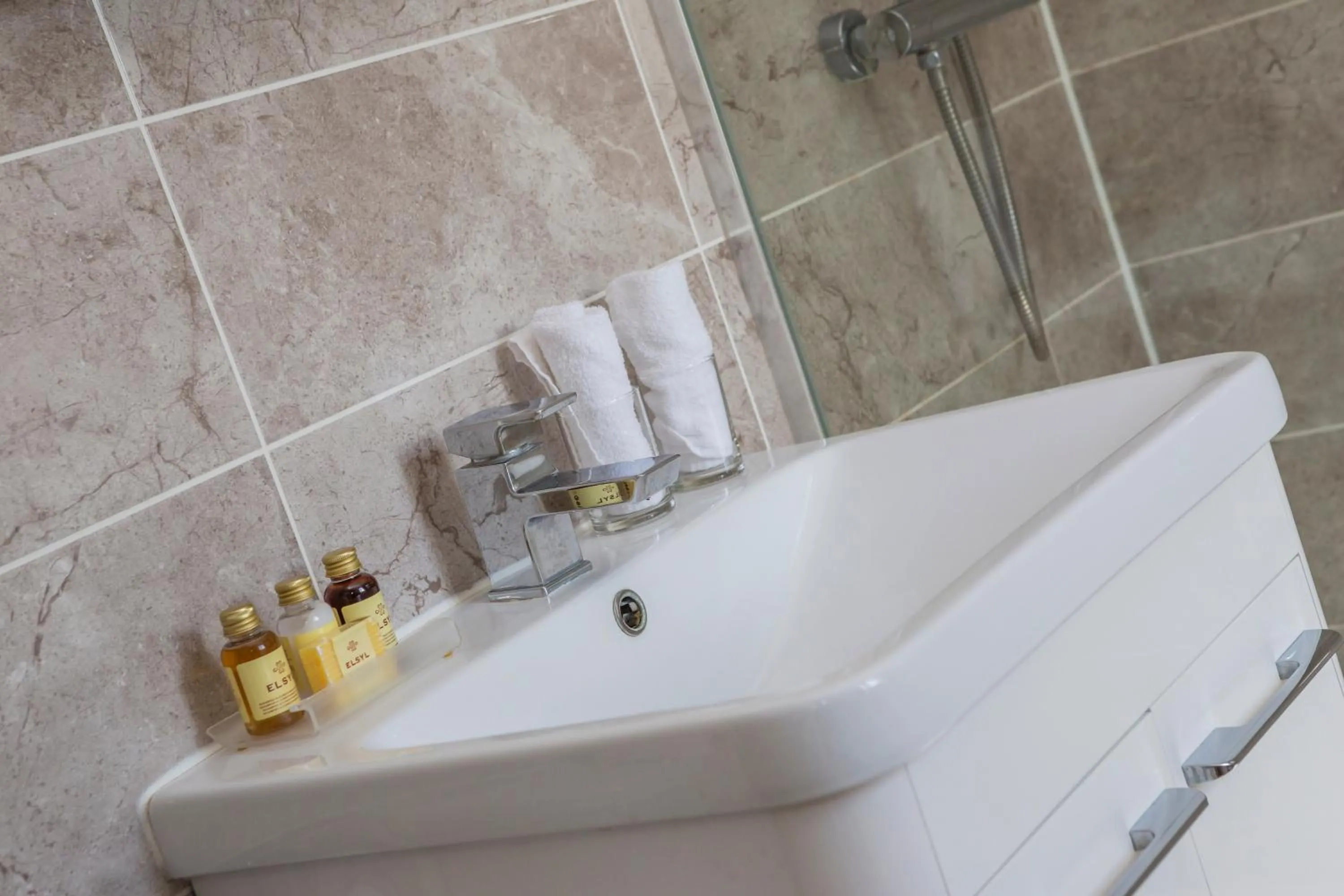 Bathroom in The Black Swan Inn