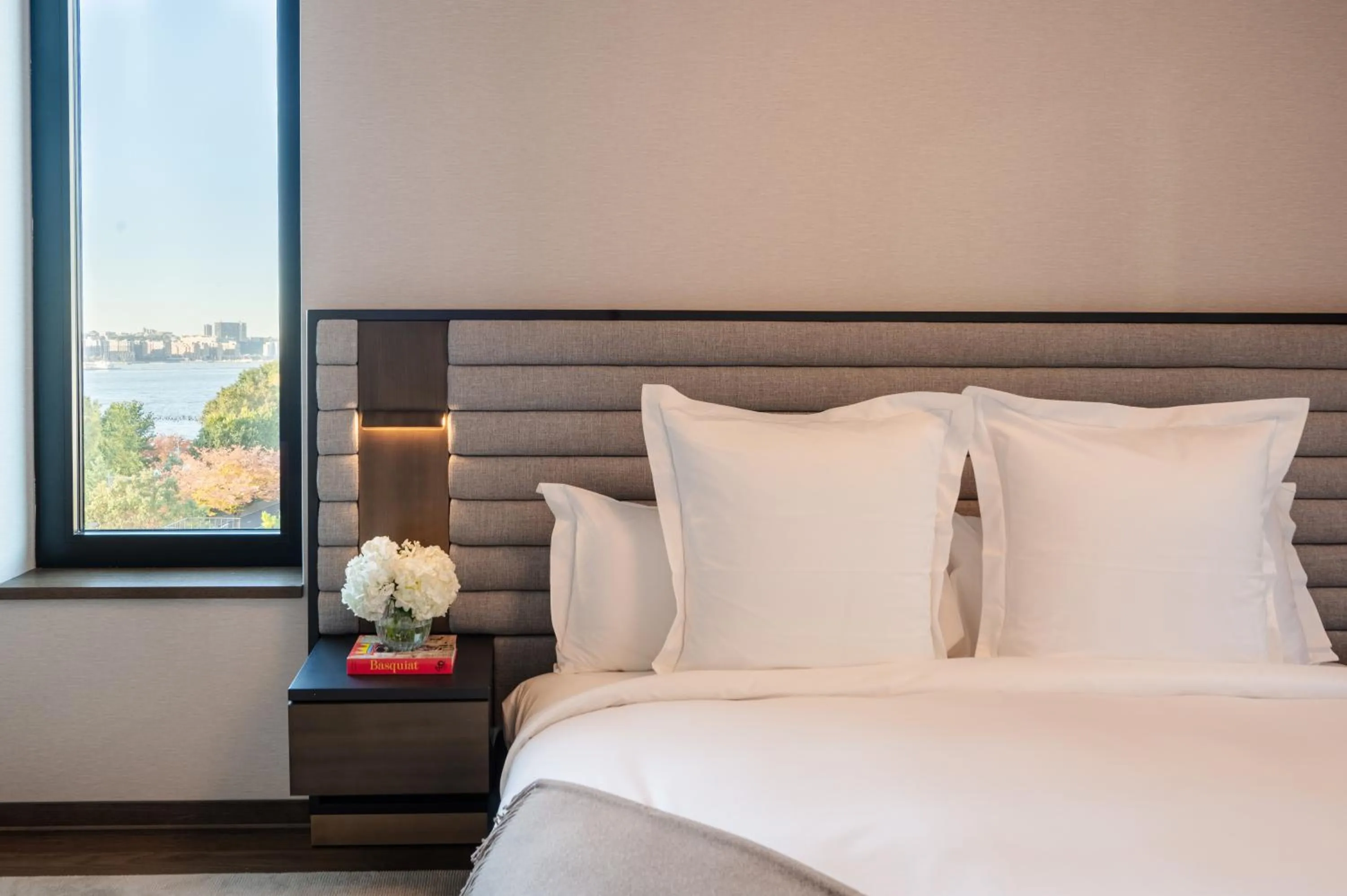 Bedroom, Bed in Maison Hudson