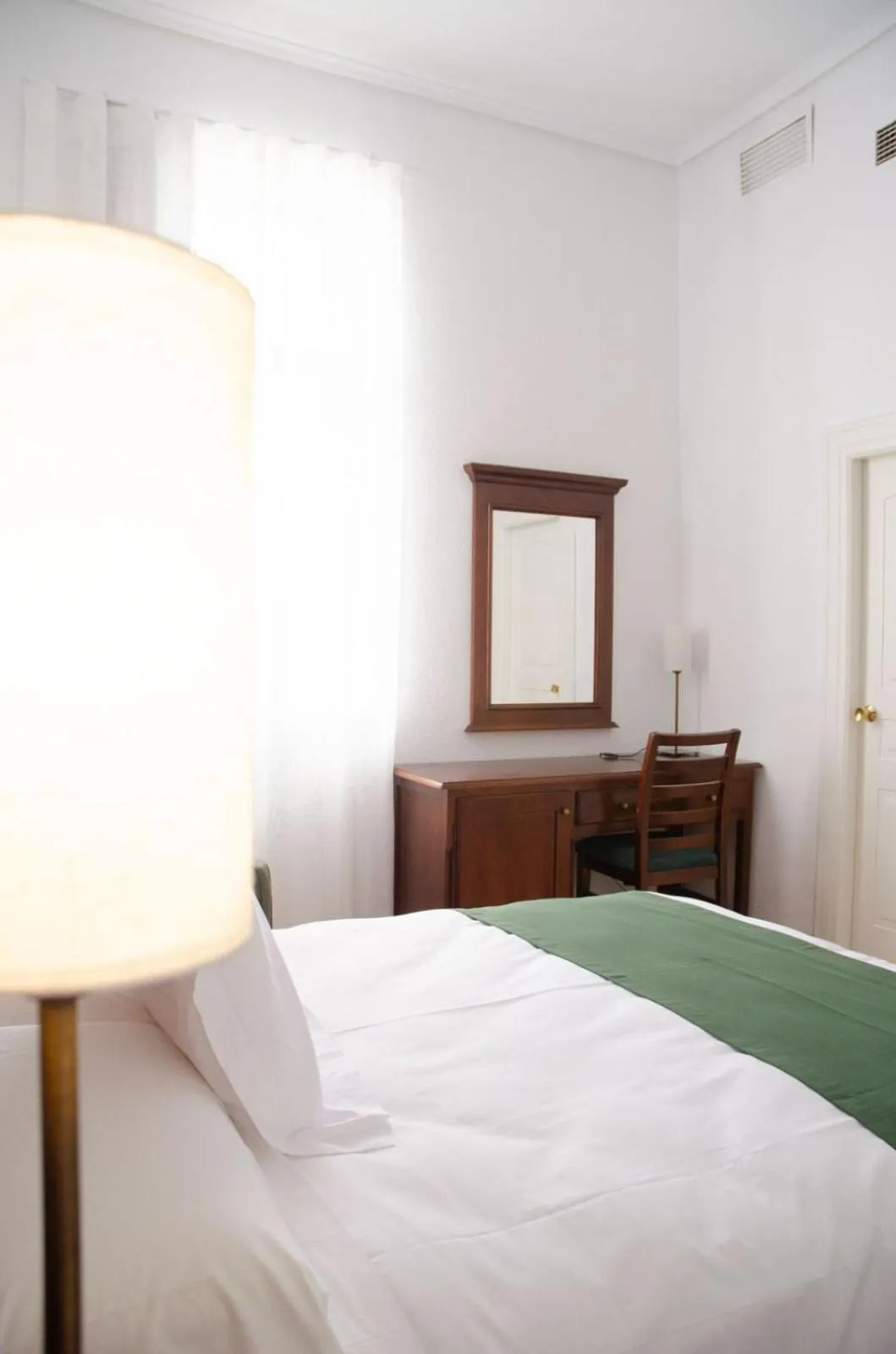 Bed in Hotel Balneario de Marmolejo