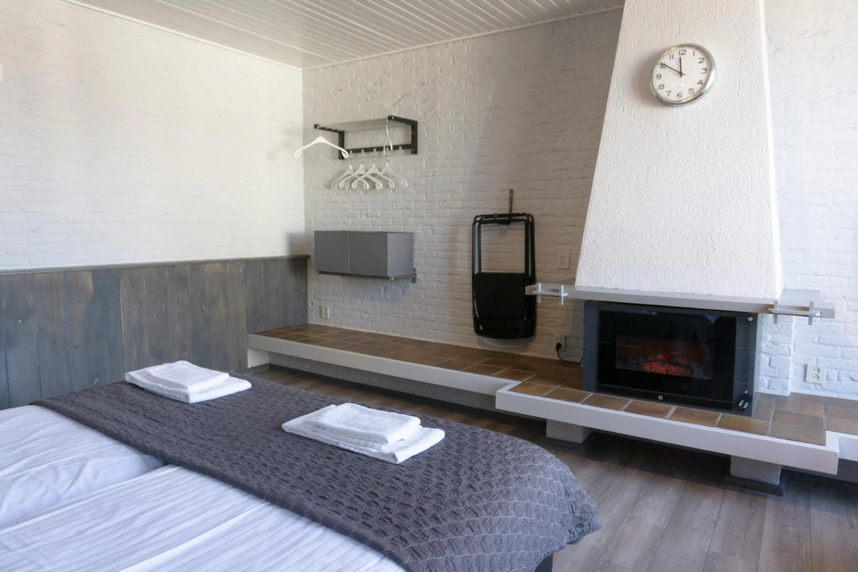 Bedroom, Bed in Hotel Waddengenot