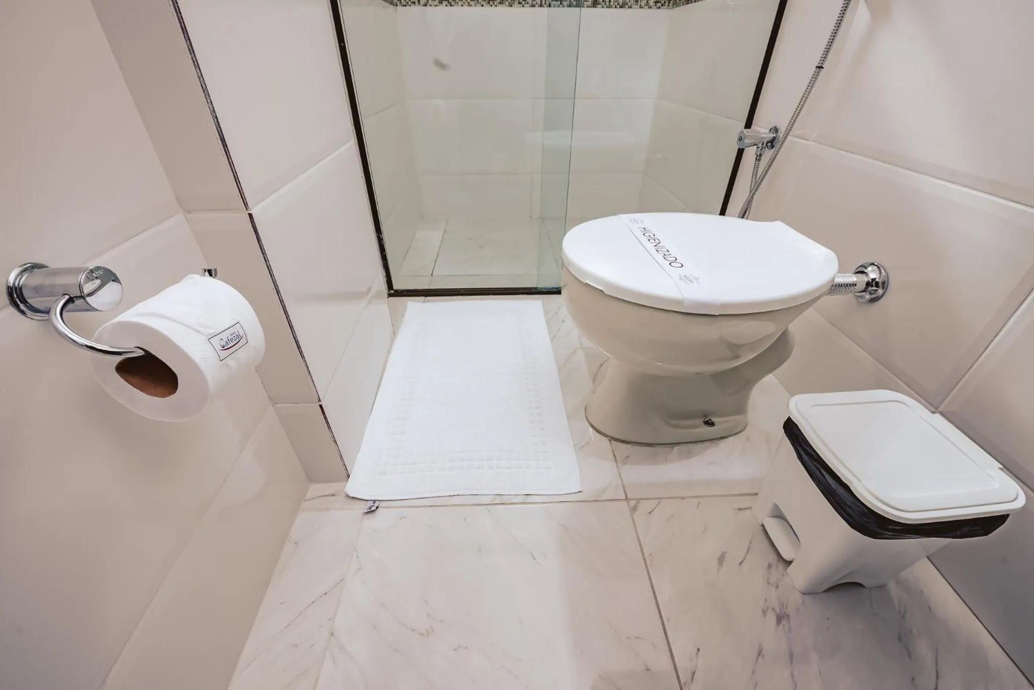 Bathroom in Cafezal Palace Hotel