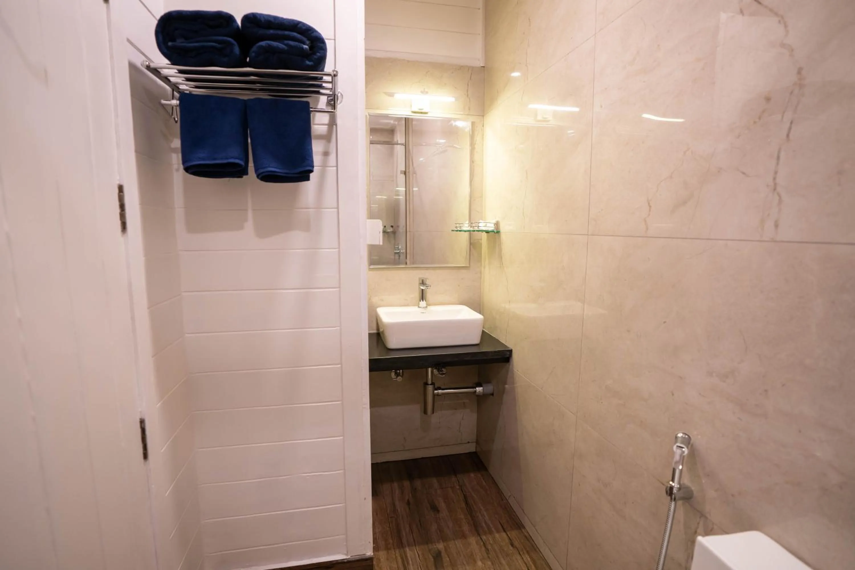 Bathroom in SinQ Party Hotel - No Male Stags Allowed