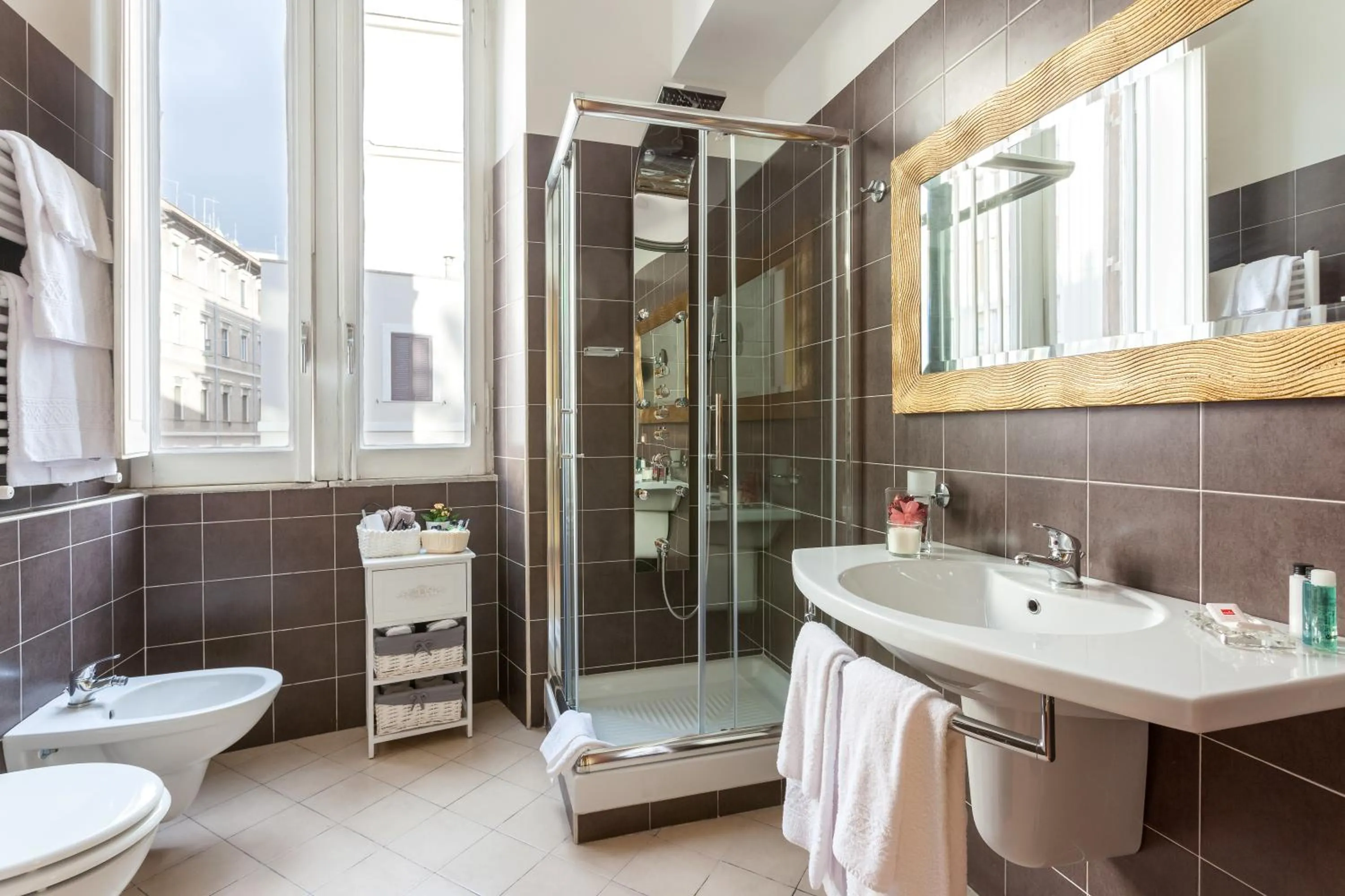 Shower in Vatican Domus