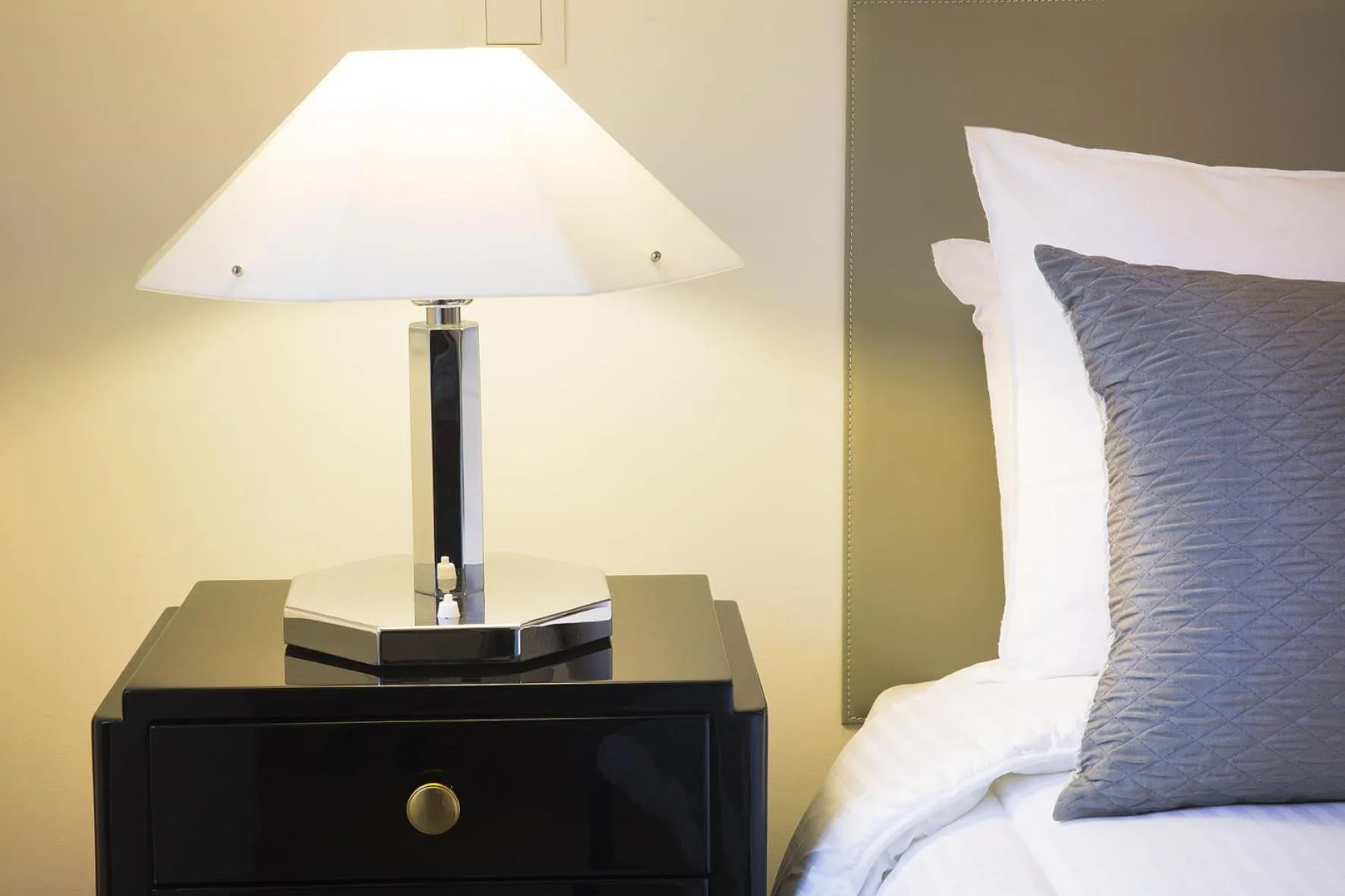 Decorative detail, Bed in Montmartre Residence