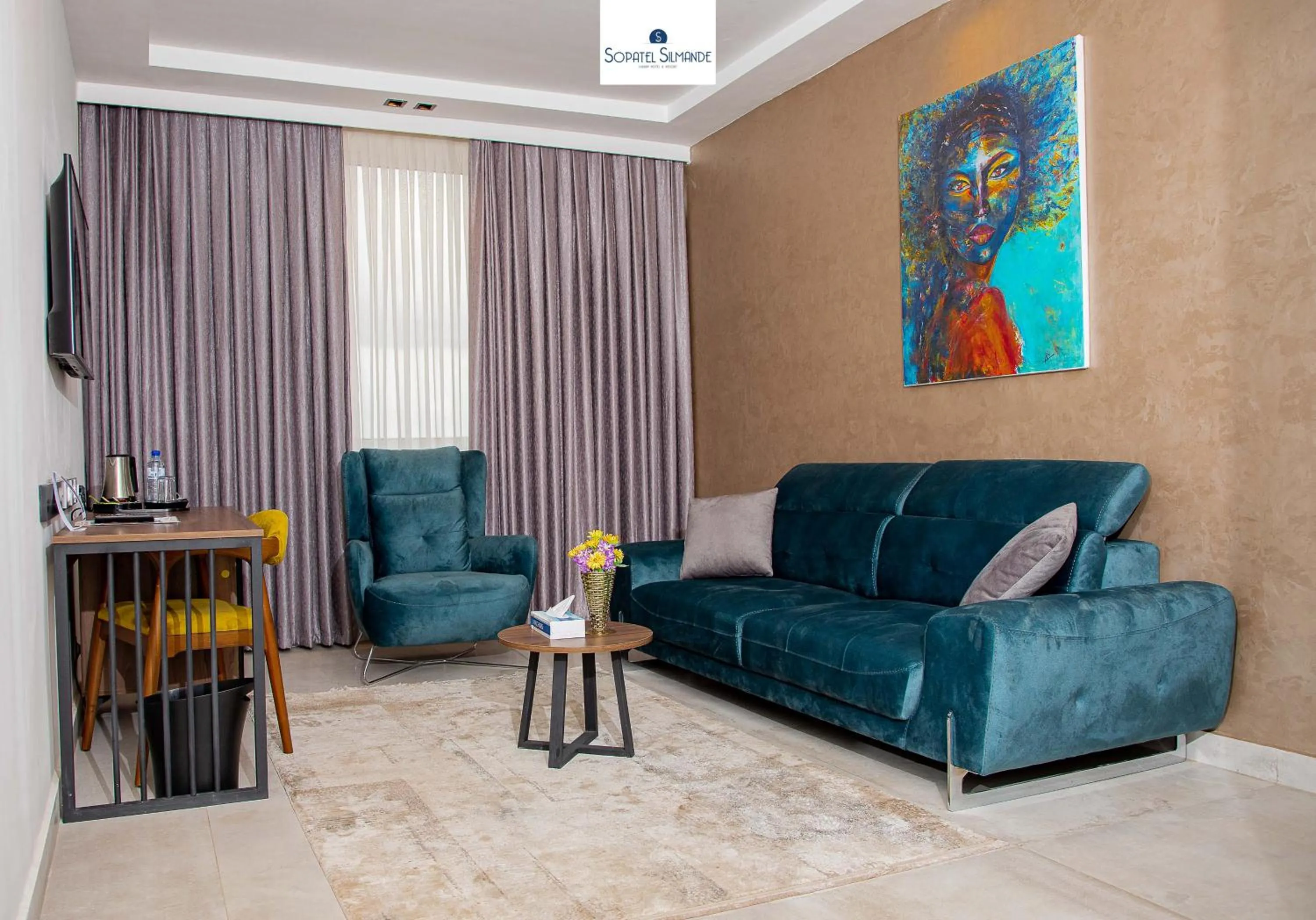 Seating area in Sopatel Silmandé