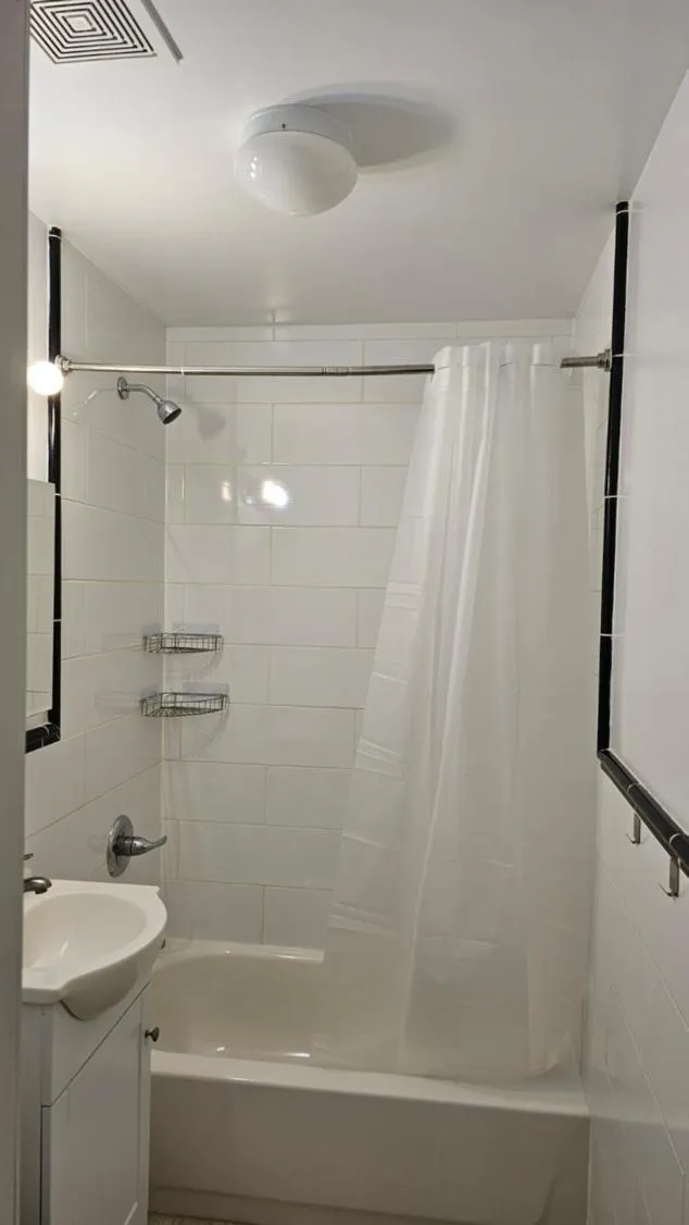 Shower in Incentra Village Hotel