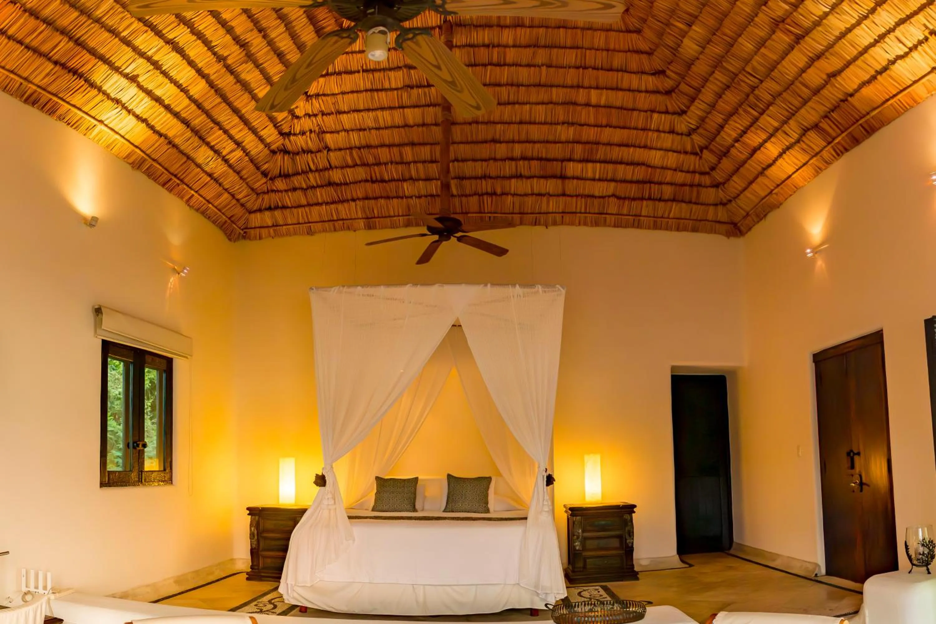 Bedroom, Bed in Tentaciones Hotel & Lounge Pool - Adults Only