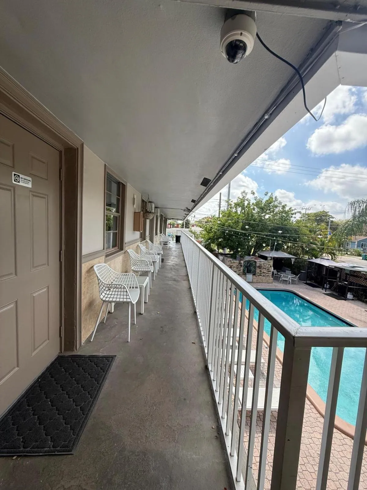 Sheridan Suites Apartments