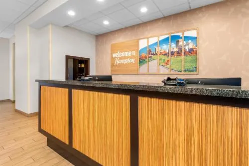 Hampton Inn Marion