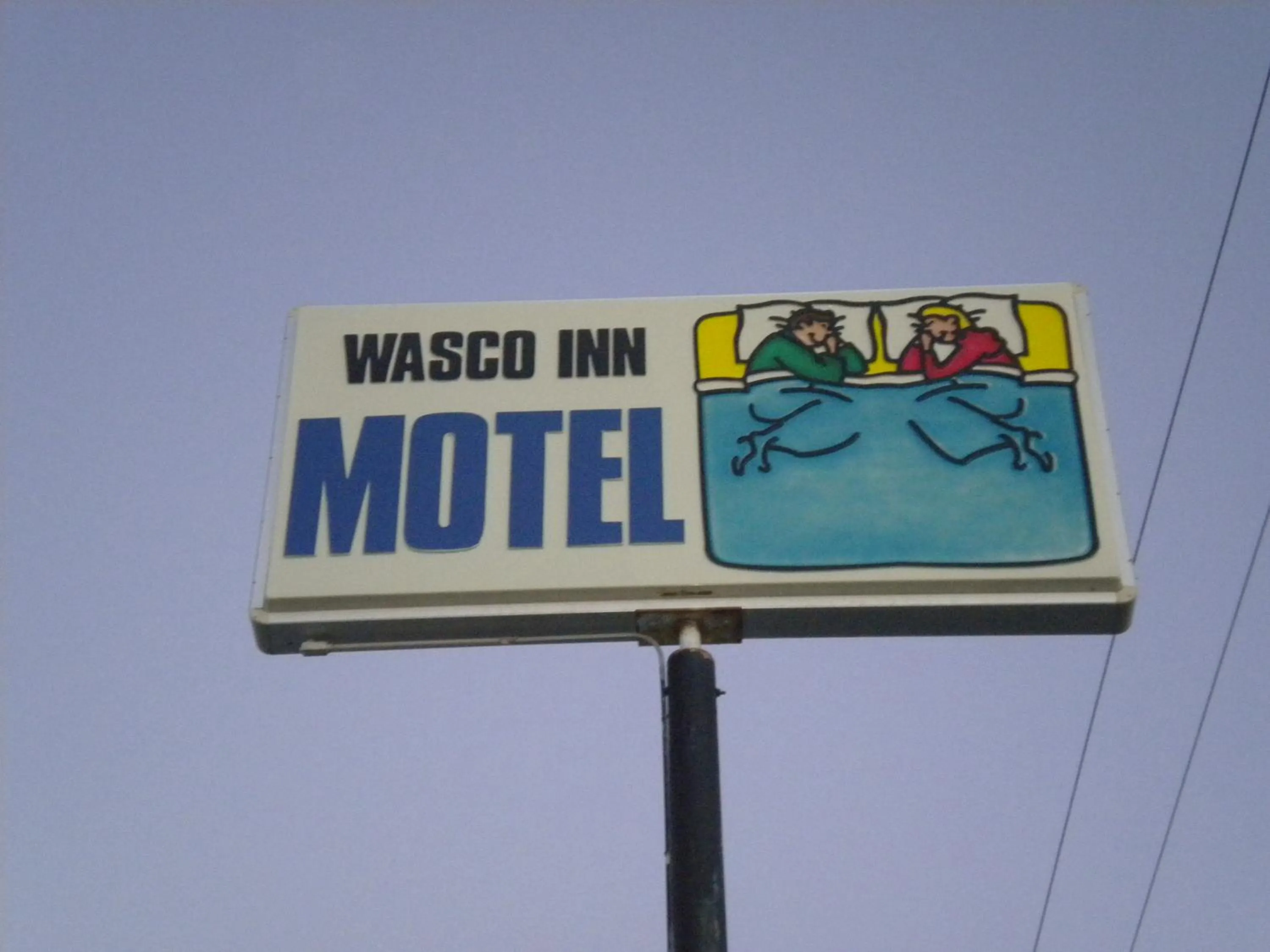 Logo/Certificate/Sign in Wasco Inn