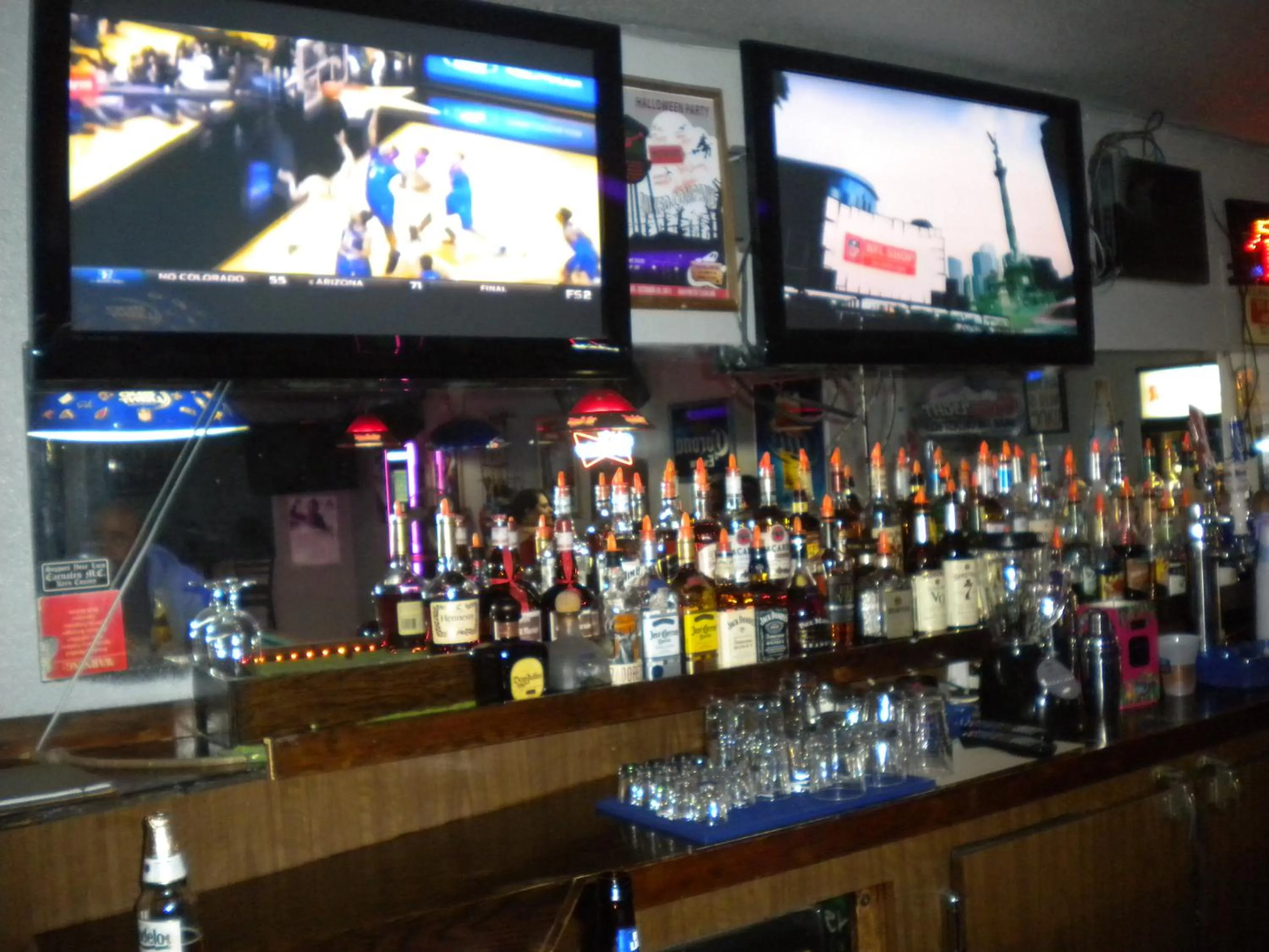 Alcoholic drinks in Wasco Inn