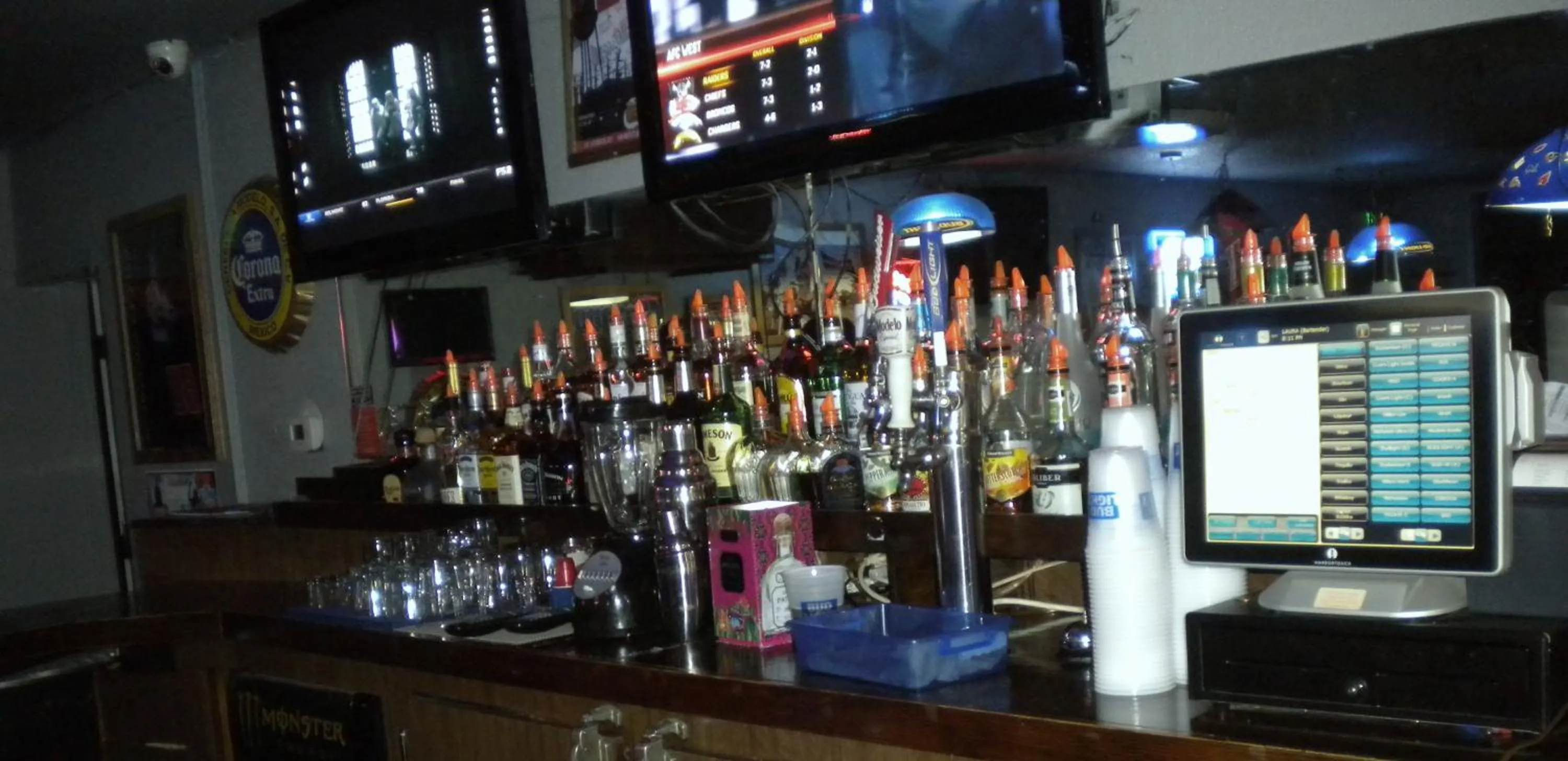 Lounge or bar in Wasco Inn