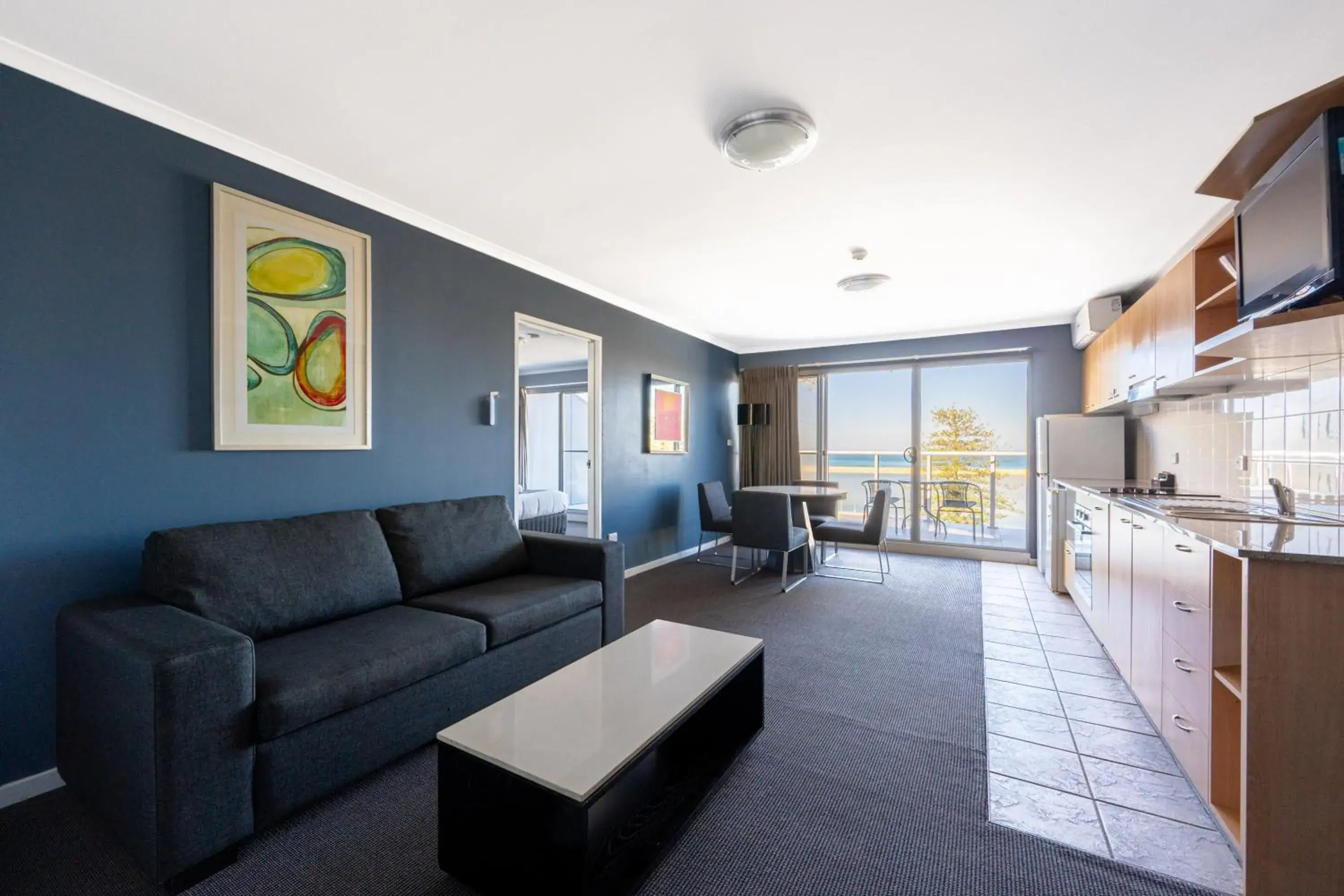 One-Bedroom Apartment in Nesuto The Entrance One-Bedroom Apartment in Nesuto The Entrance