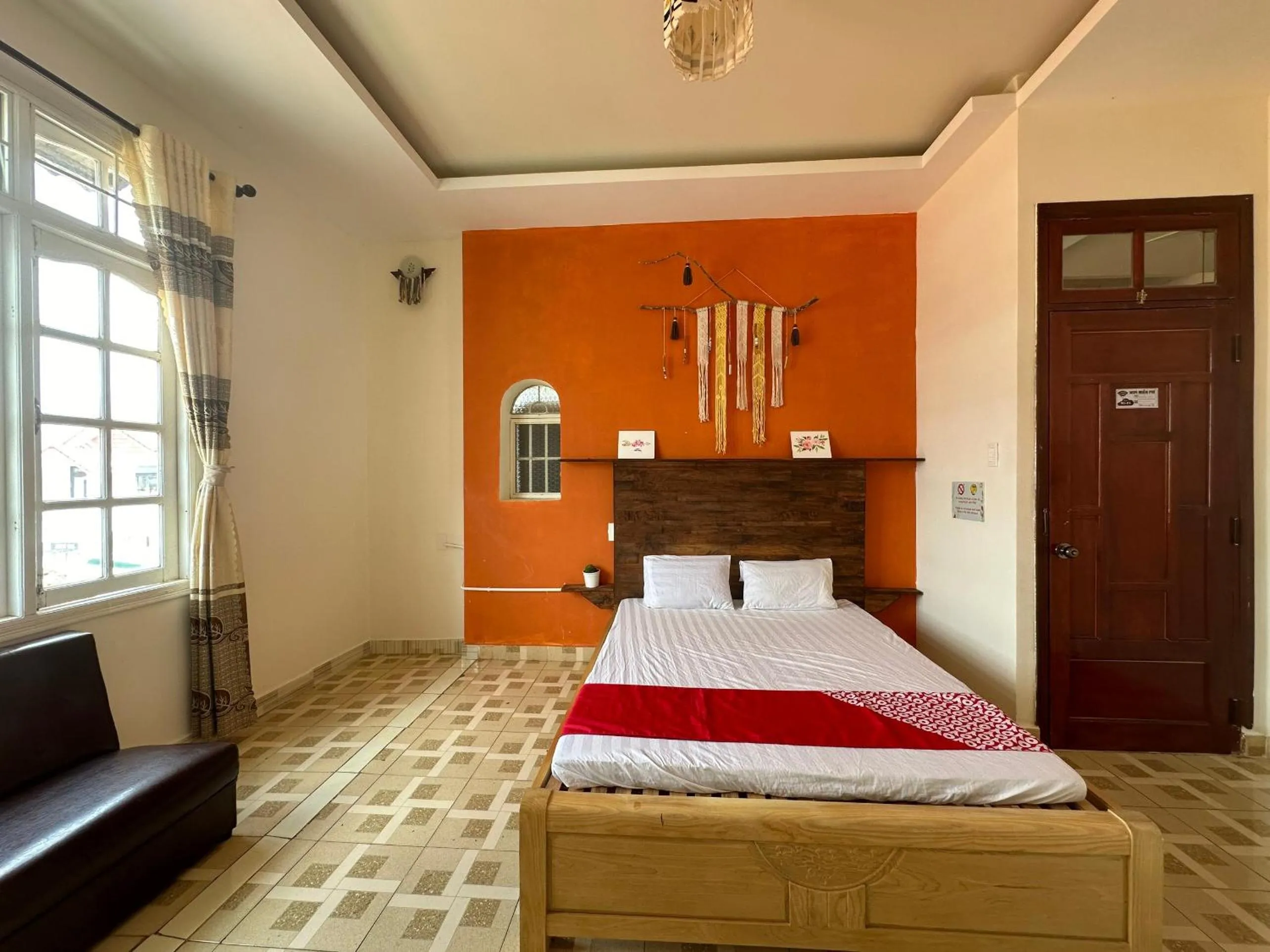 Bedroom, Bed in SPOT ON 1229 Happy Dream Homestay