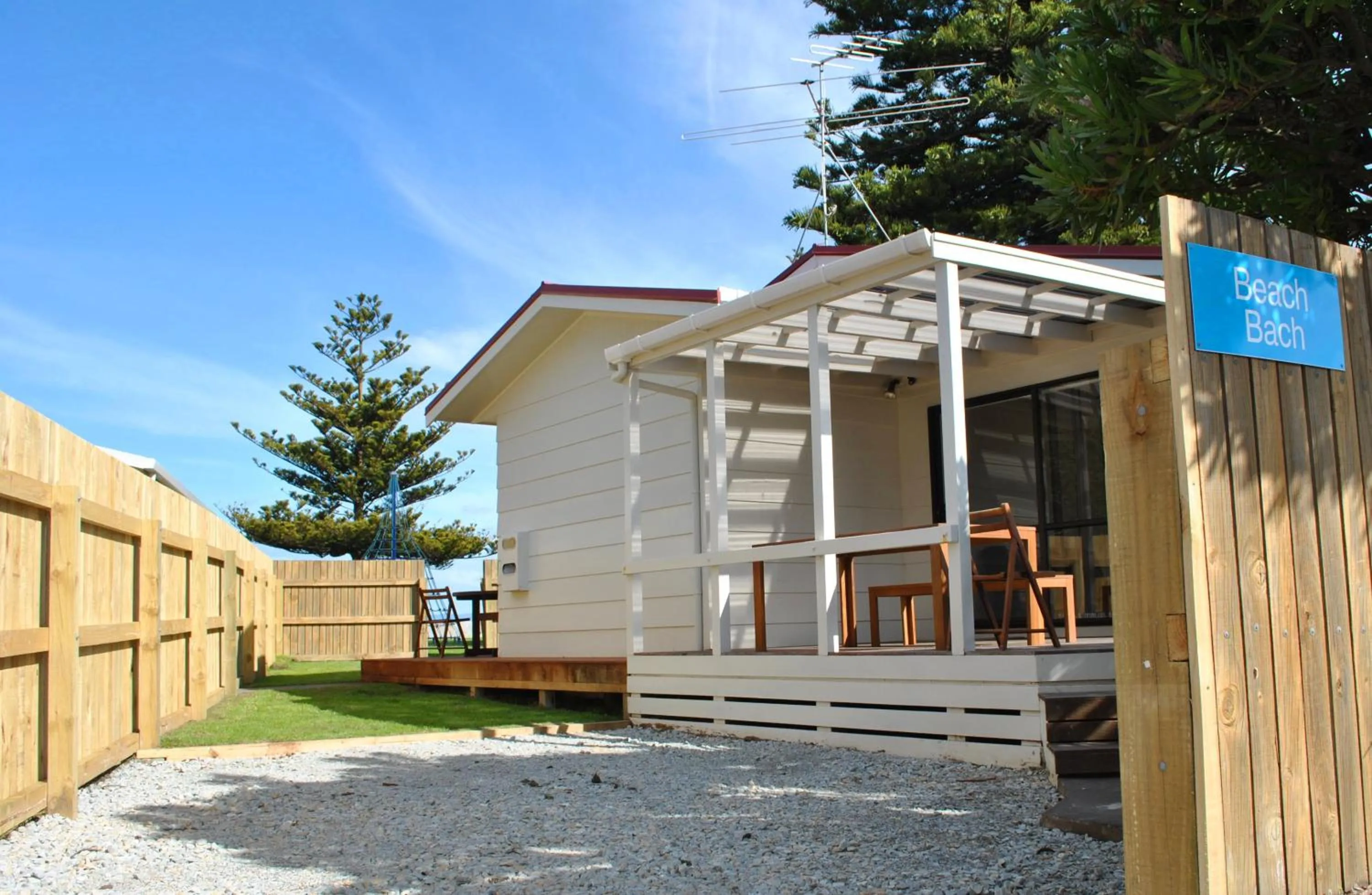 Facade/entrance in Waikanae Beach TOP 10 Holiday Park