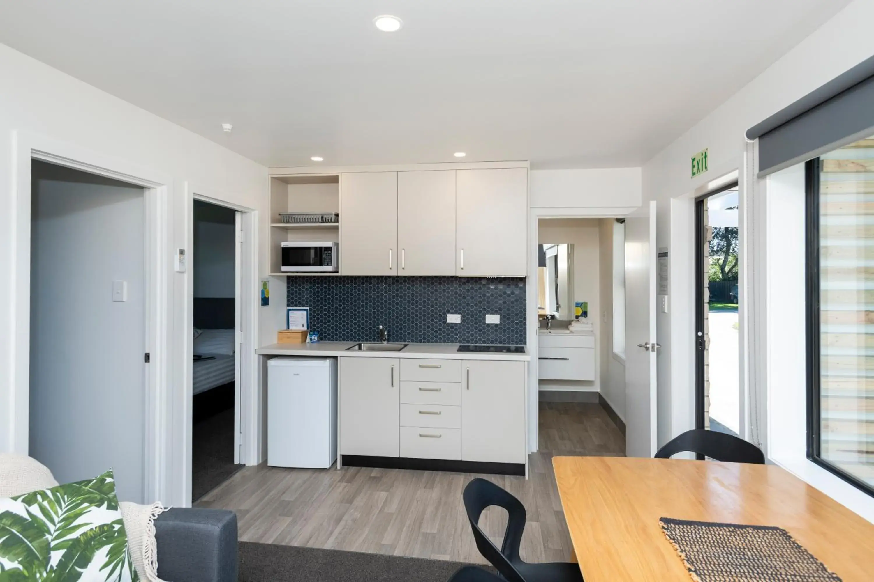 Self Contained Unit in Waikanae Beach TOP 10 Holiday Park Self Contained Unit in Waikanae Beach TOP 10 Holiday Park