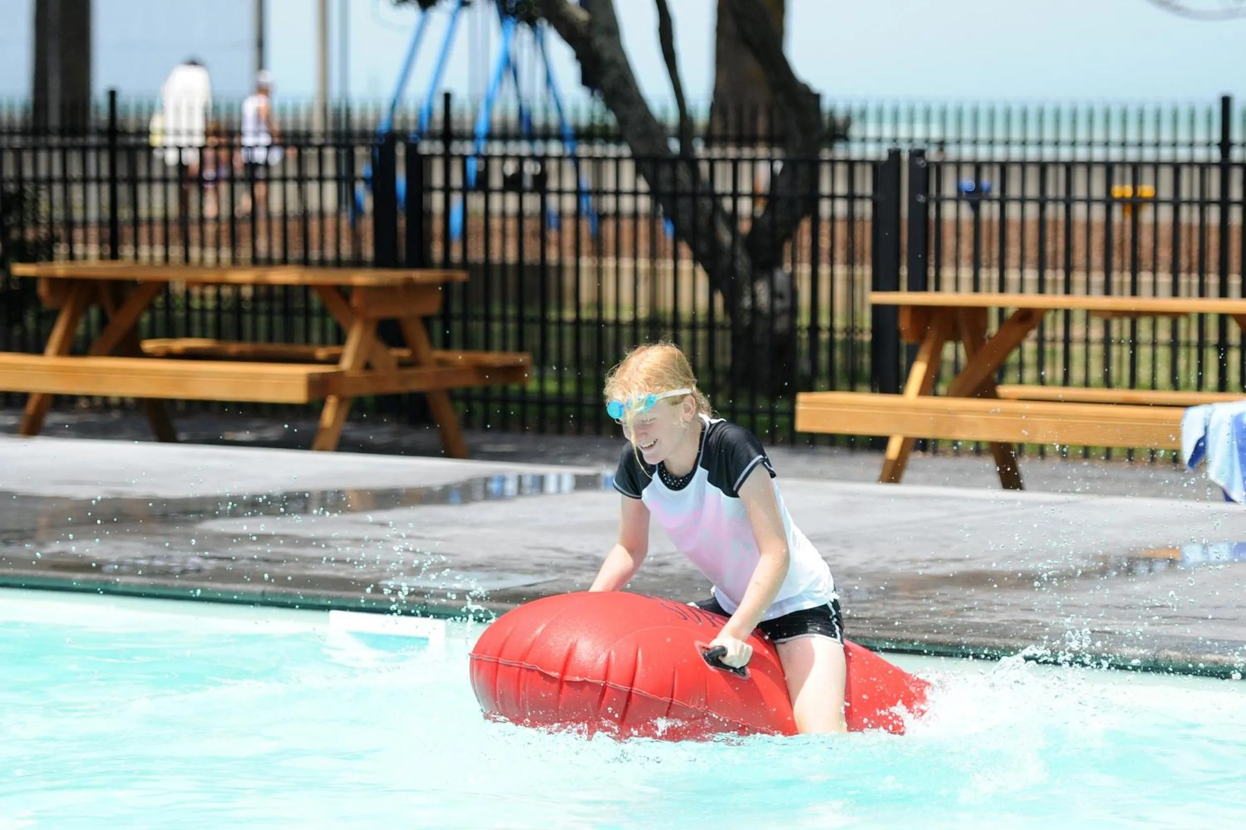 Swimming pool in Waikanae Beach TOP 10 Holiday Park
