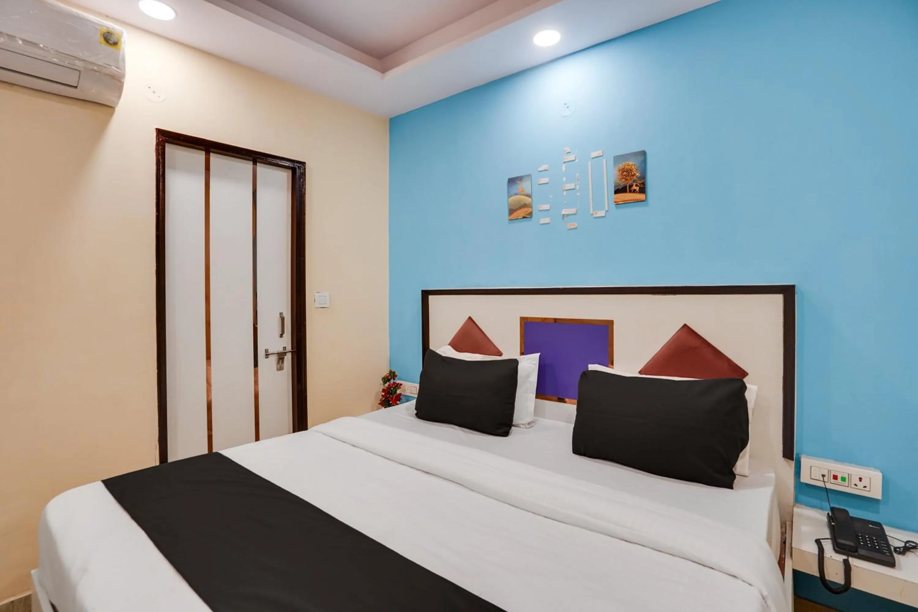 Bedroom, Bed in Hotel O Hotel Gold Star