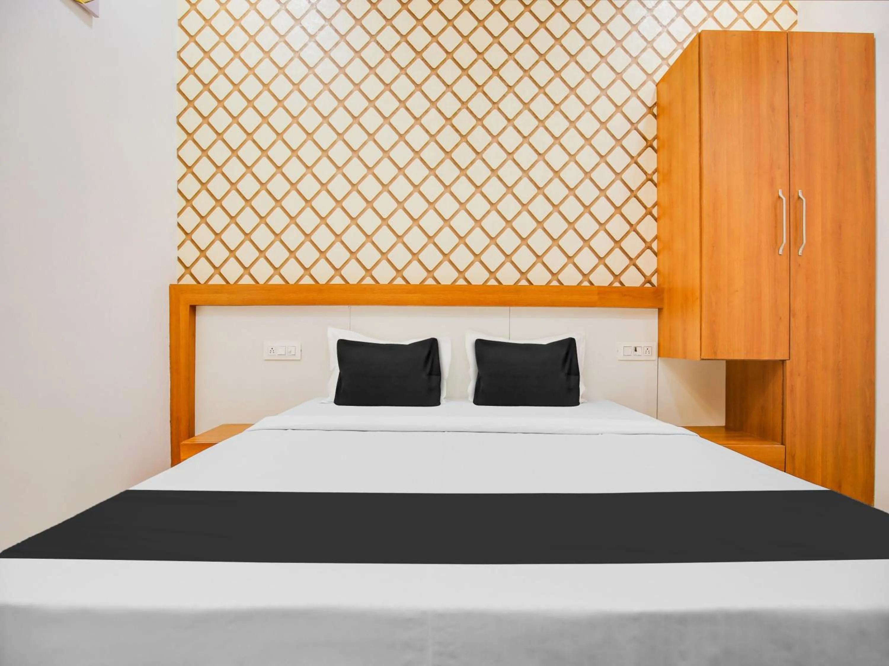 Bedroom in Hotel O Green In