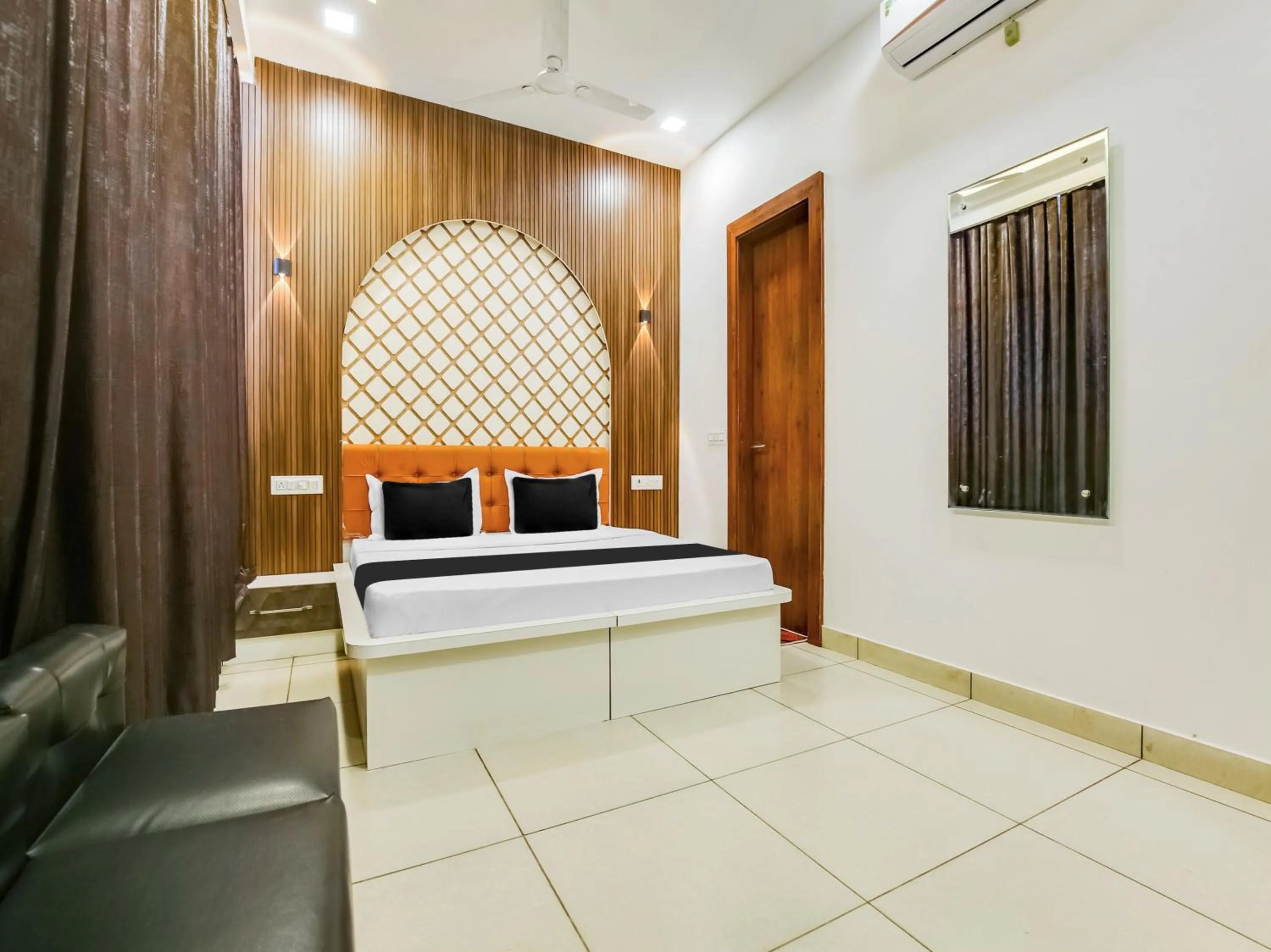 Bedroom in Hotel O Green In