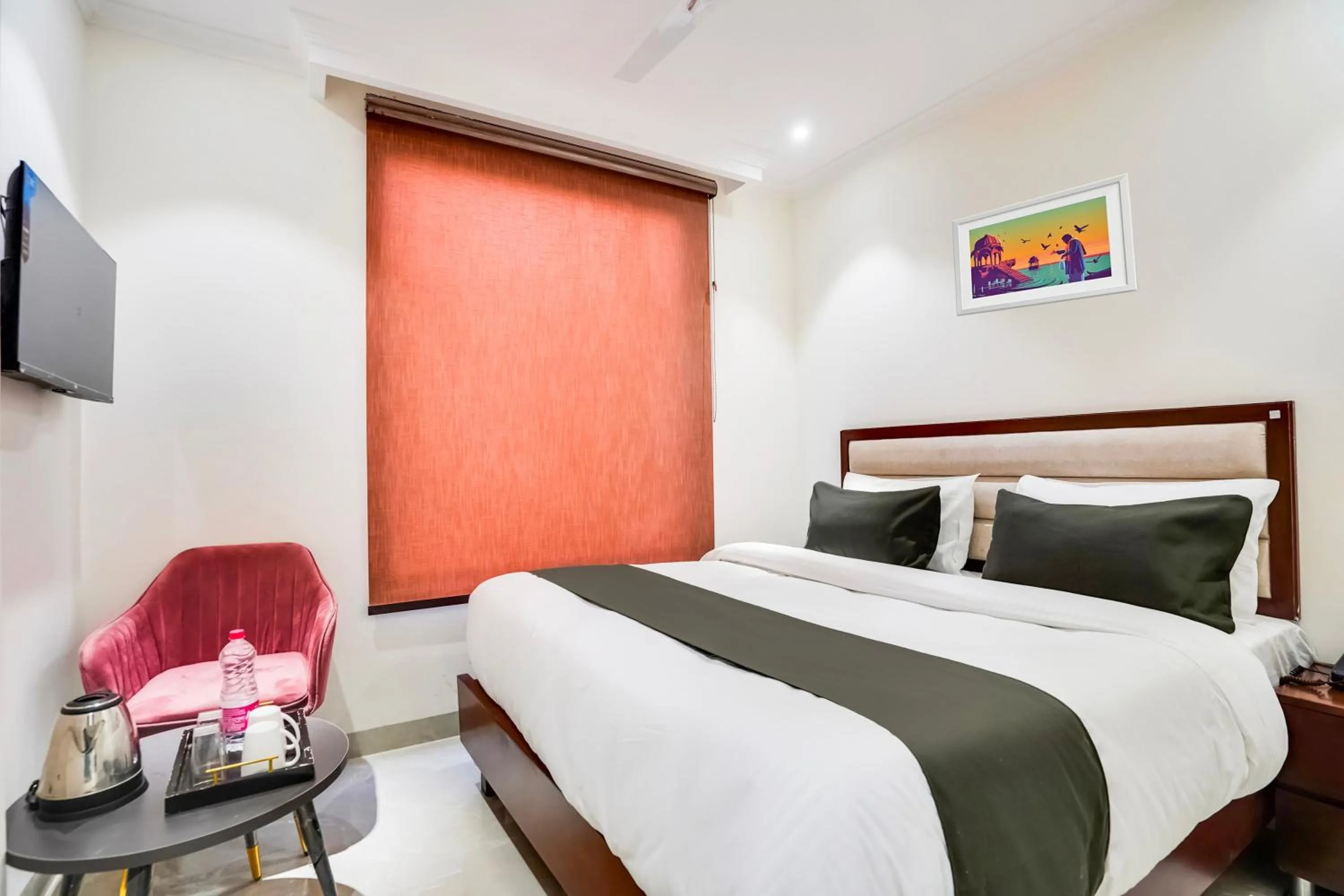 Bedroom, Bed in HOTEL RETREAT INN