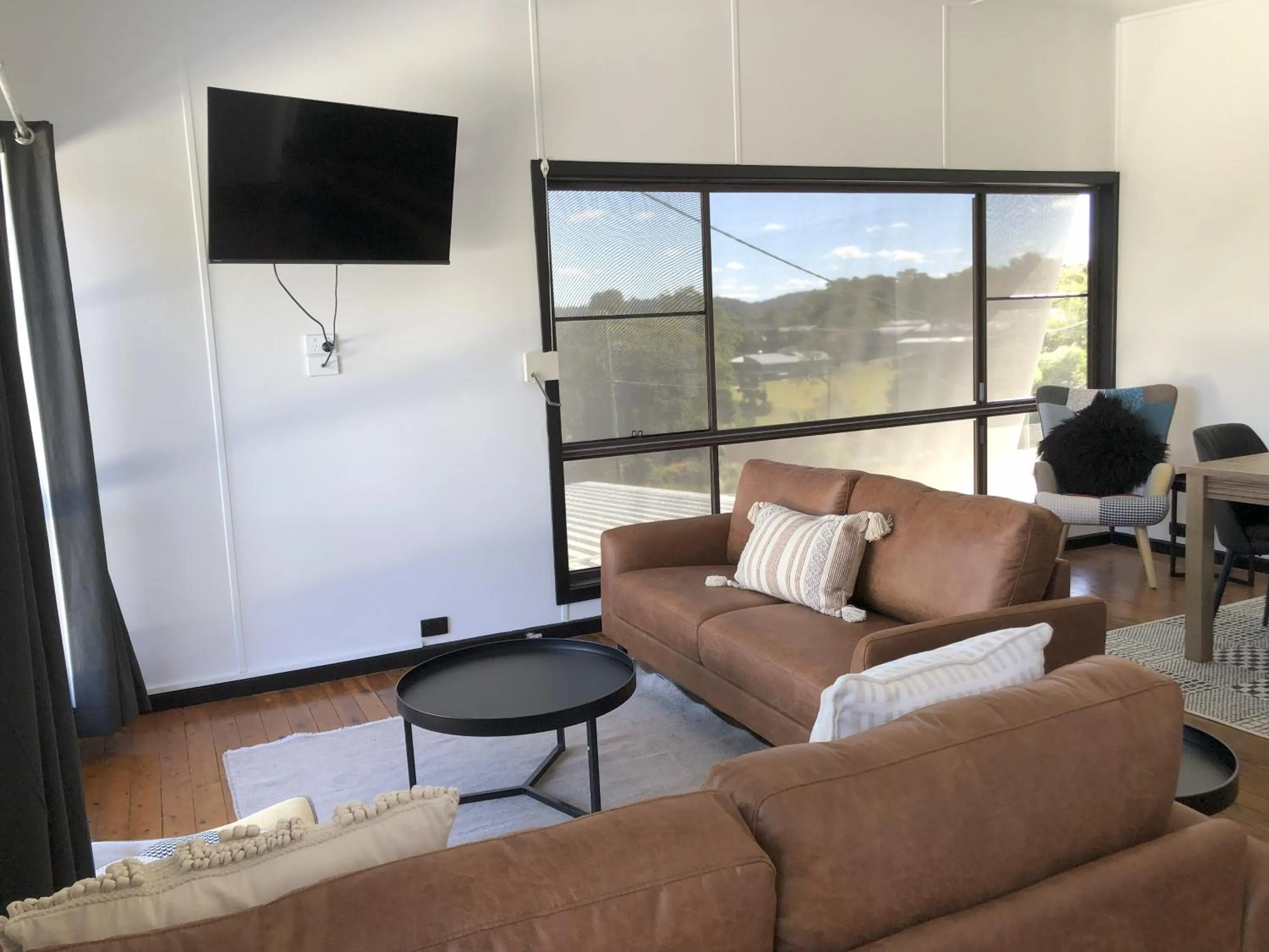 Living room in Motel Maclean