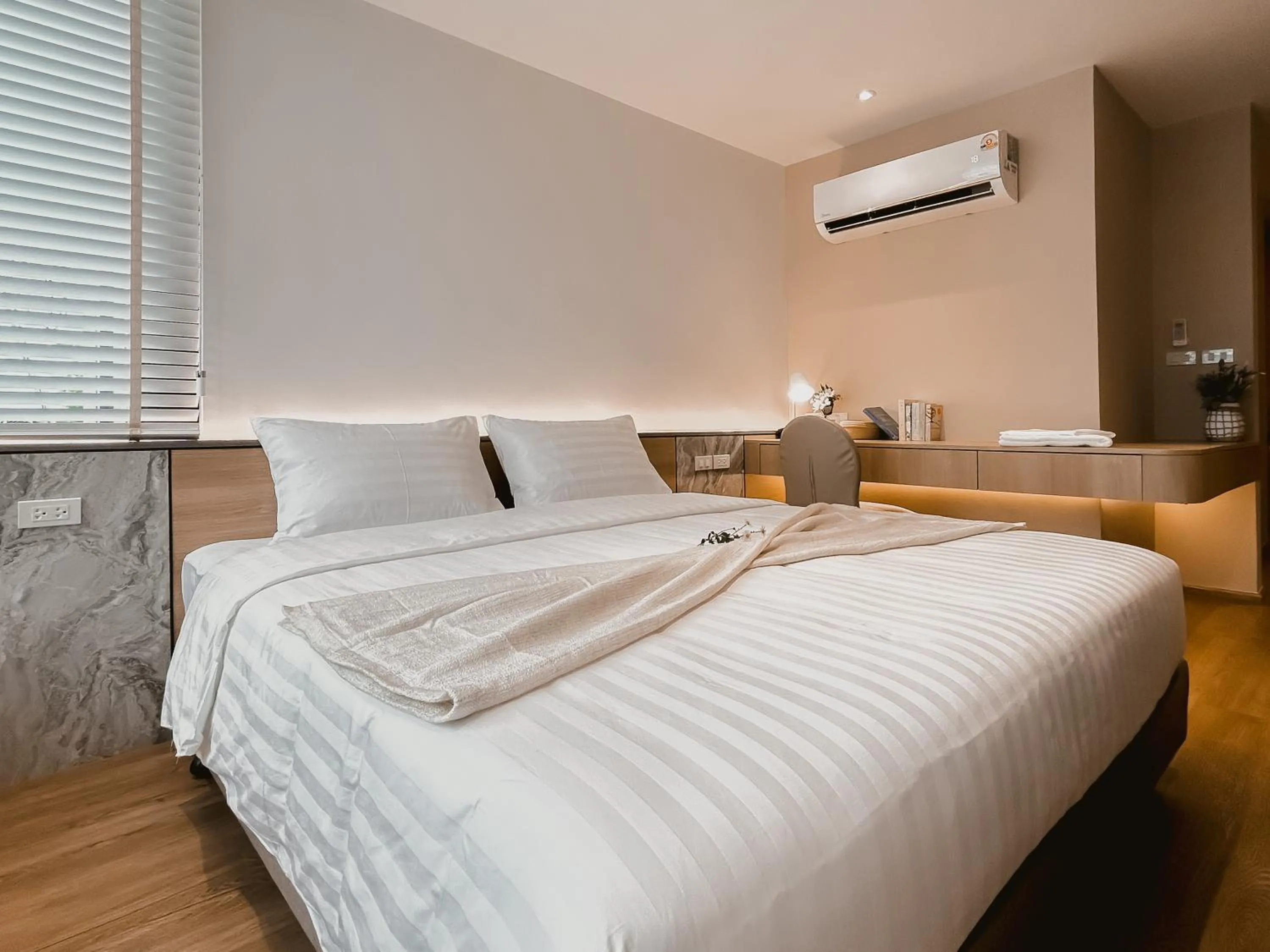 Bedroom, Bed in Townhouse PK Garden