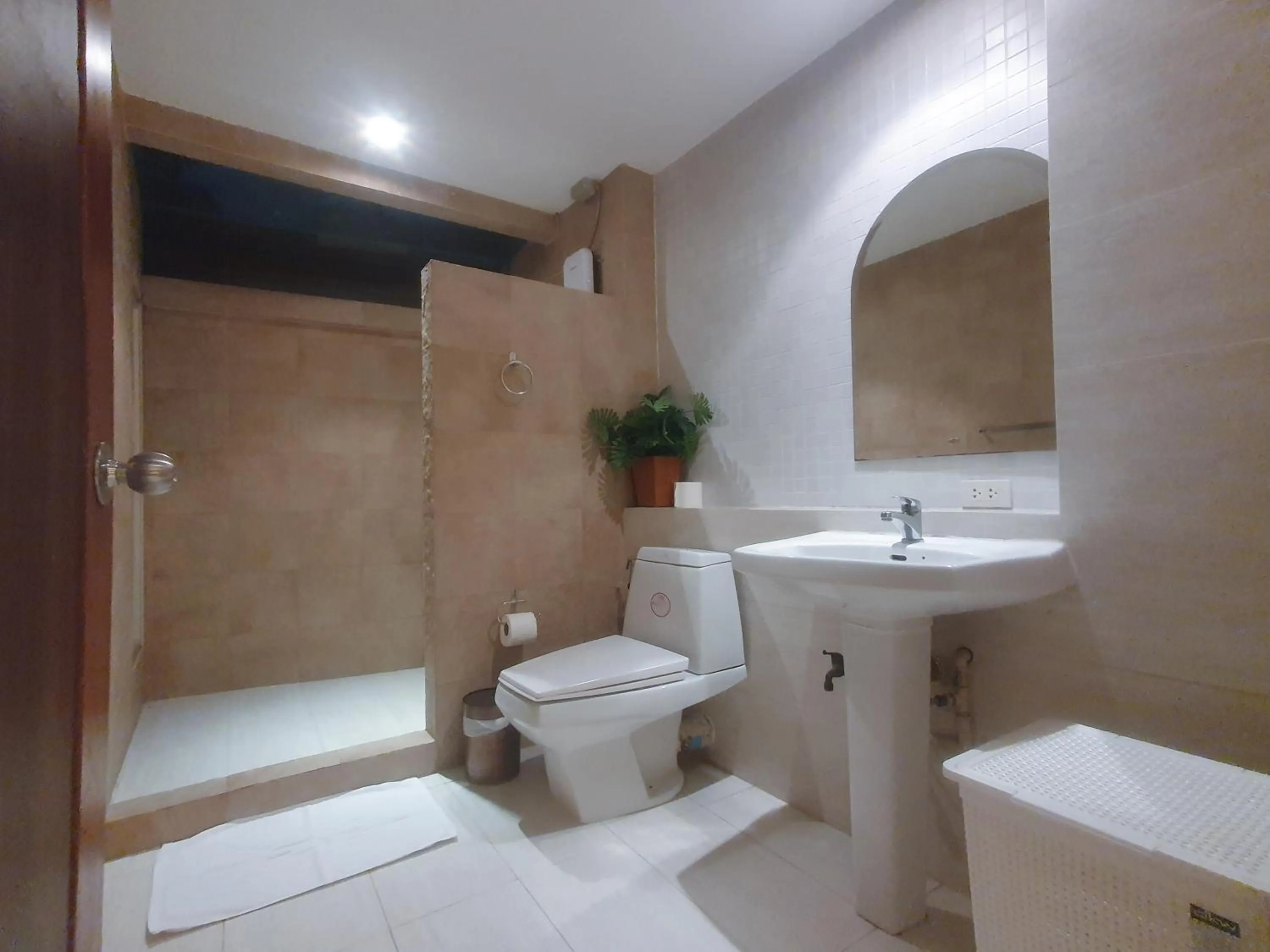 Bathroom in Townhouse PK Garden