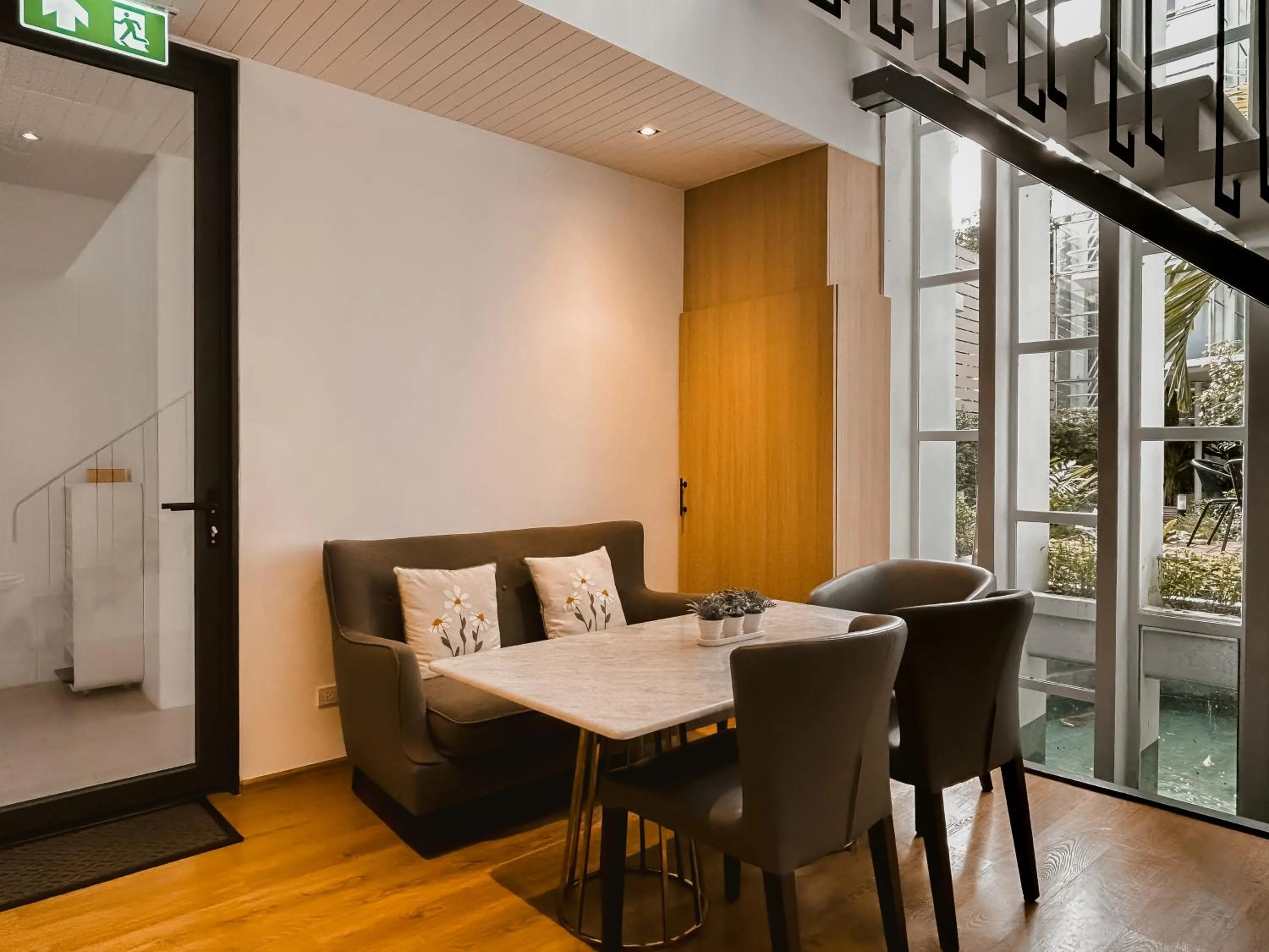 Seating area in Townhouse PK Garden