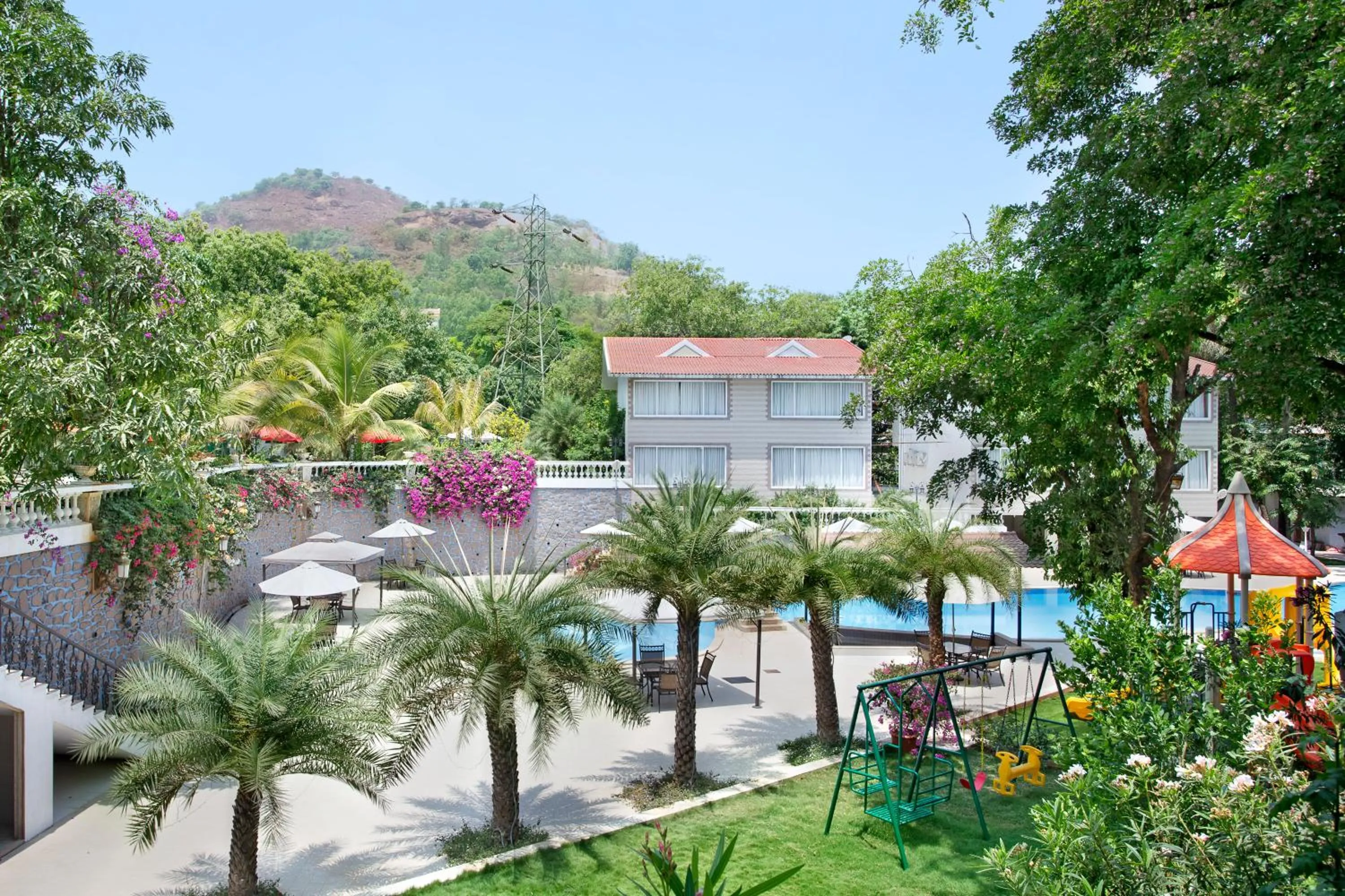 Area and facilities in Villa San Lawrenz