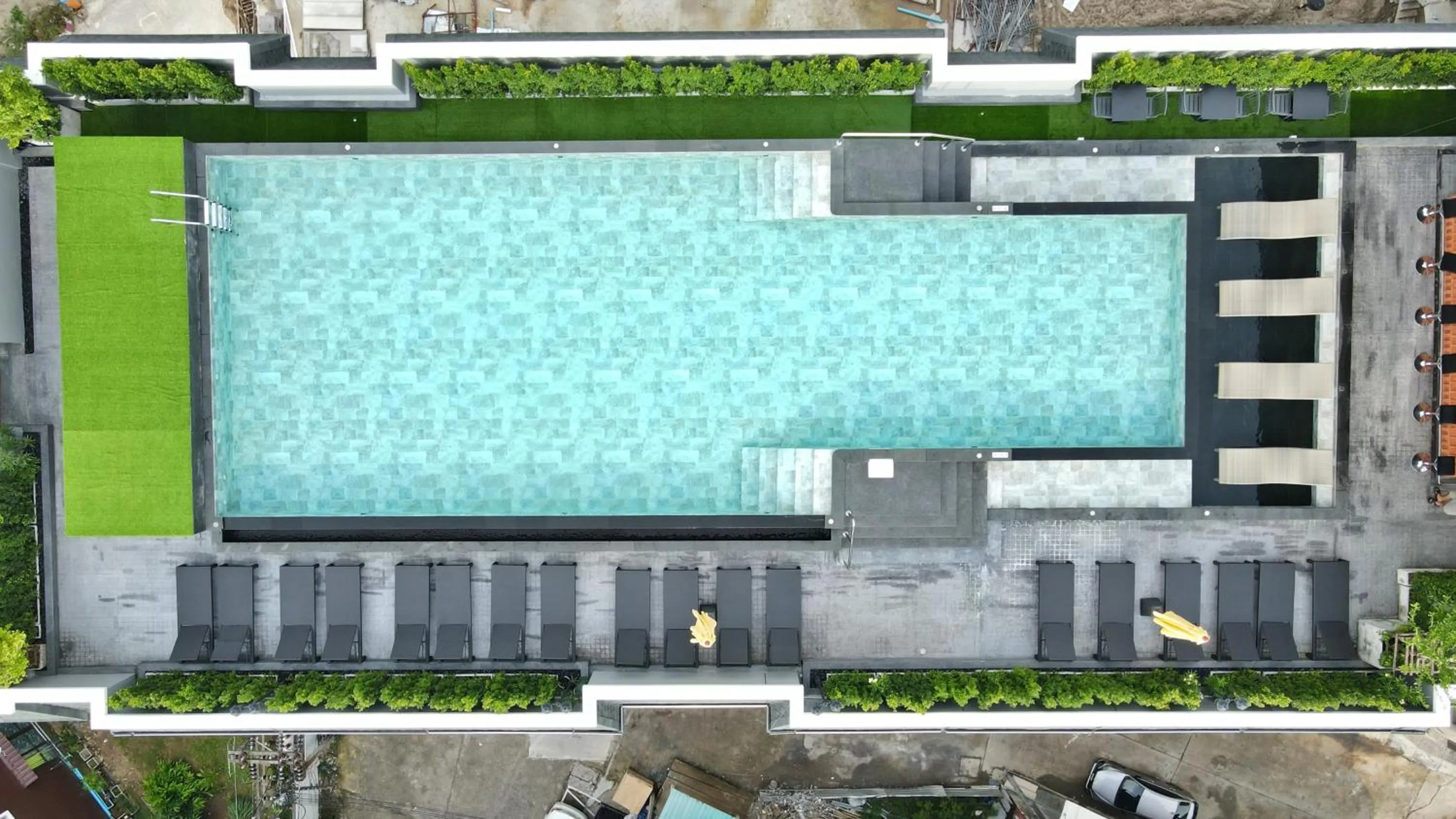 Bird's eye view in Chateau Du Village Patong