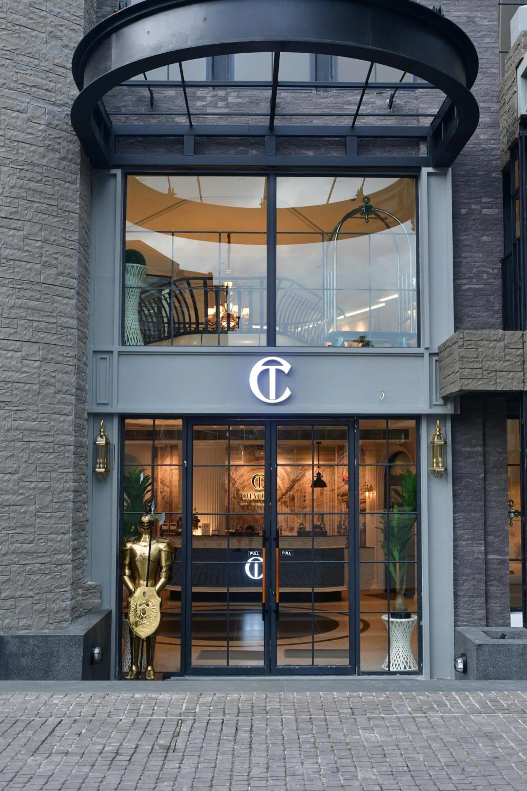 Facade/entrance in Chateau Du Village Patong