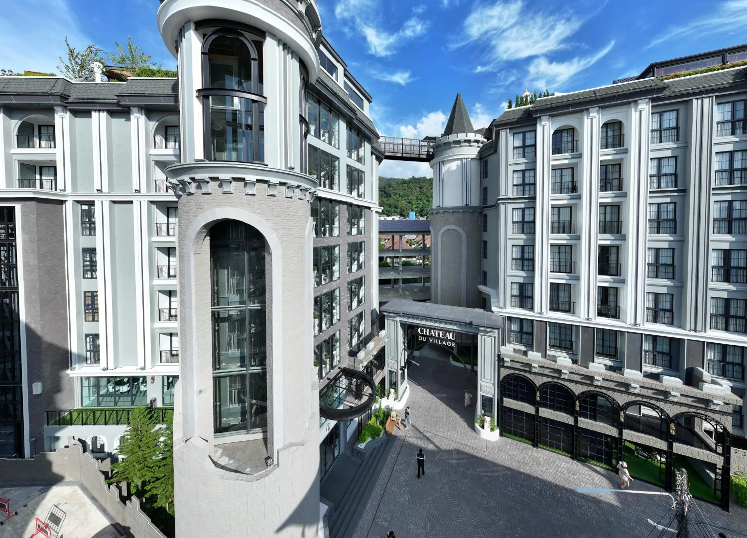 Property building in Chateau Du Village Patong
