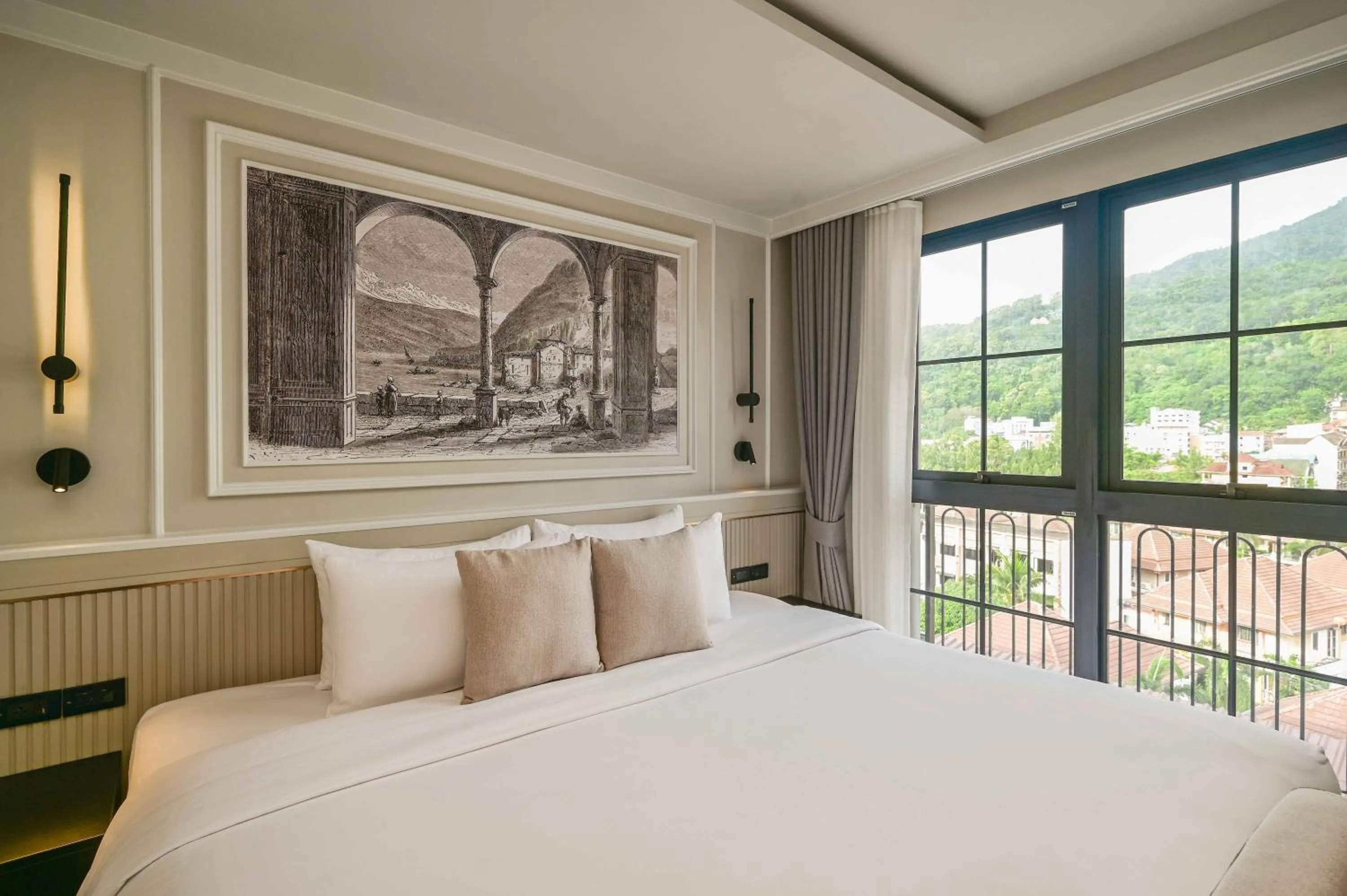 Superior Studio in Chateau Du Village Patong