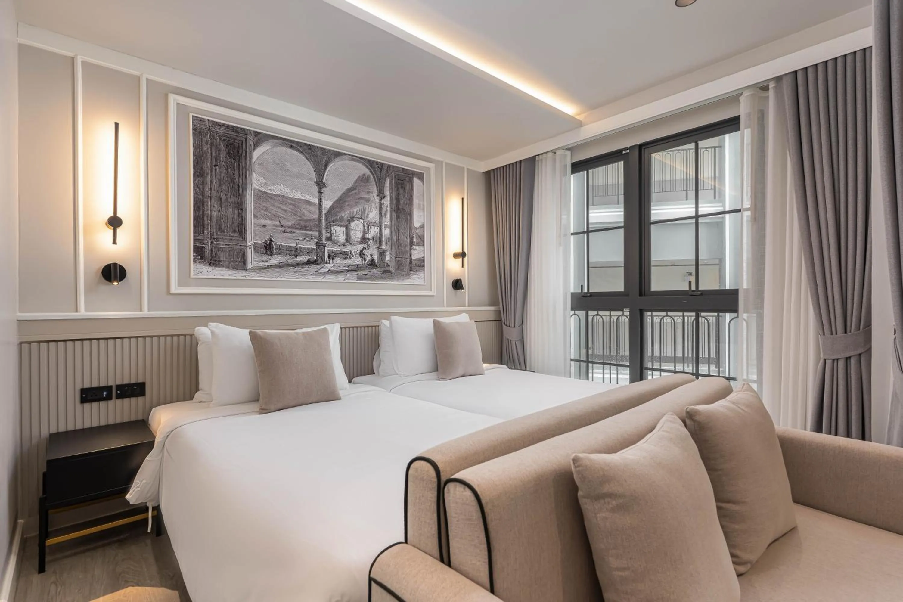 Superior Studio in Chateau Du Village Patong