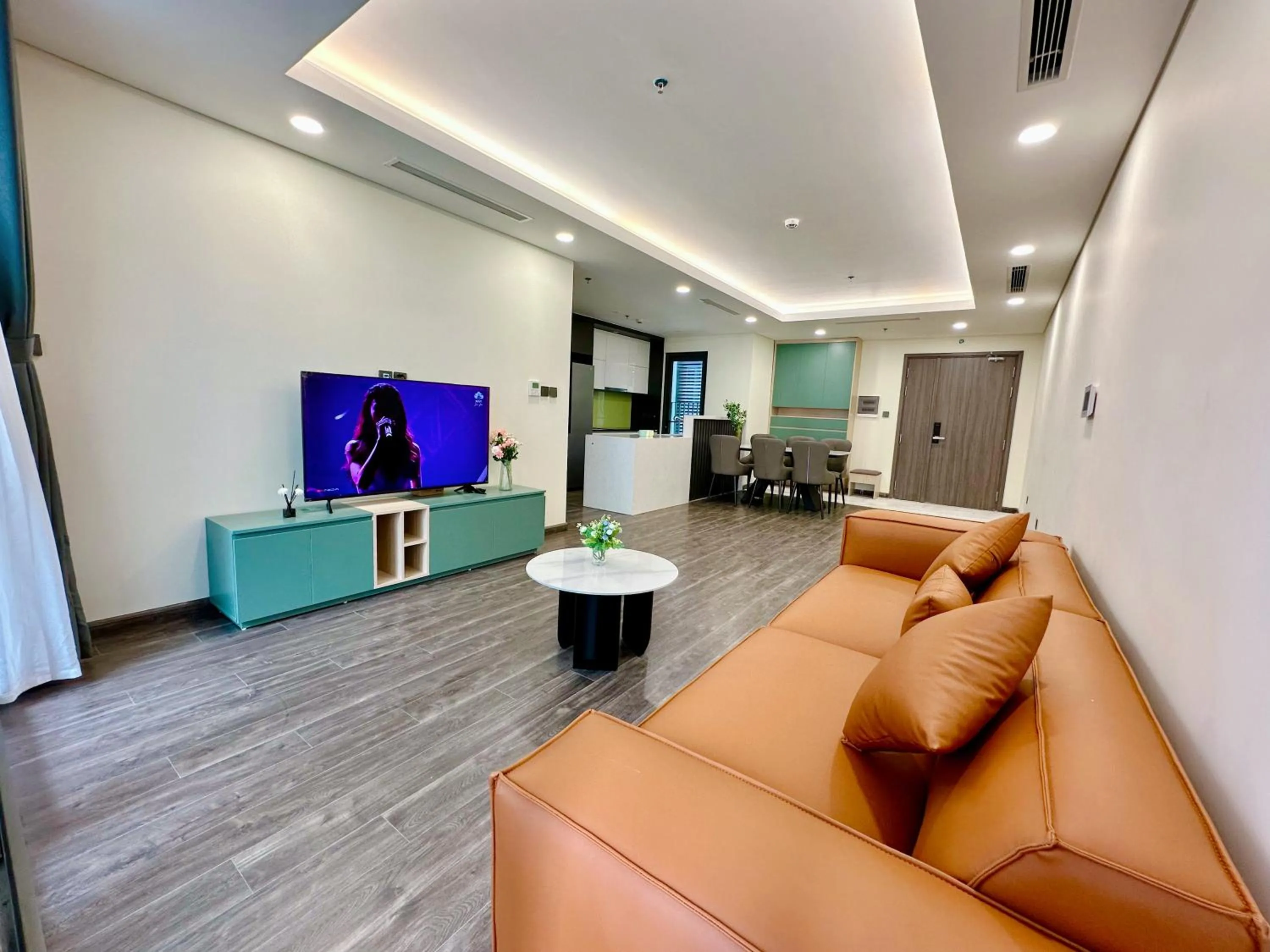 Living room in Apartments in Han Jardin Building next West Lake