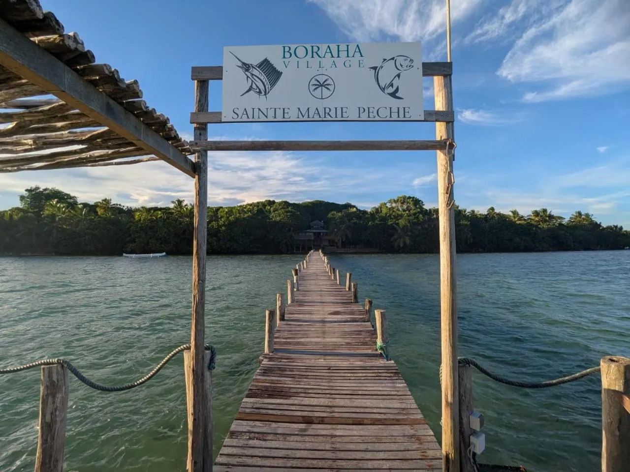 Sea view in Boraha Village Ecolodge