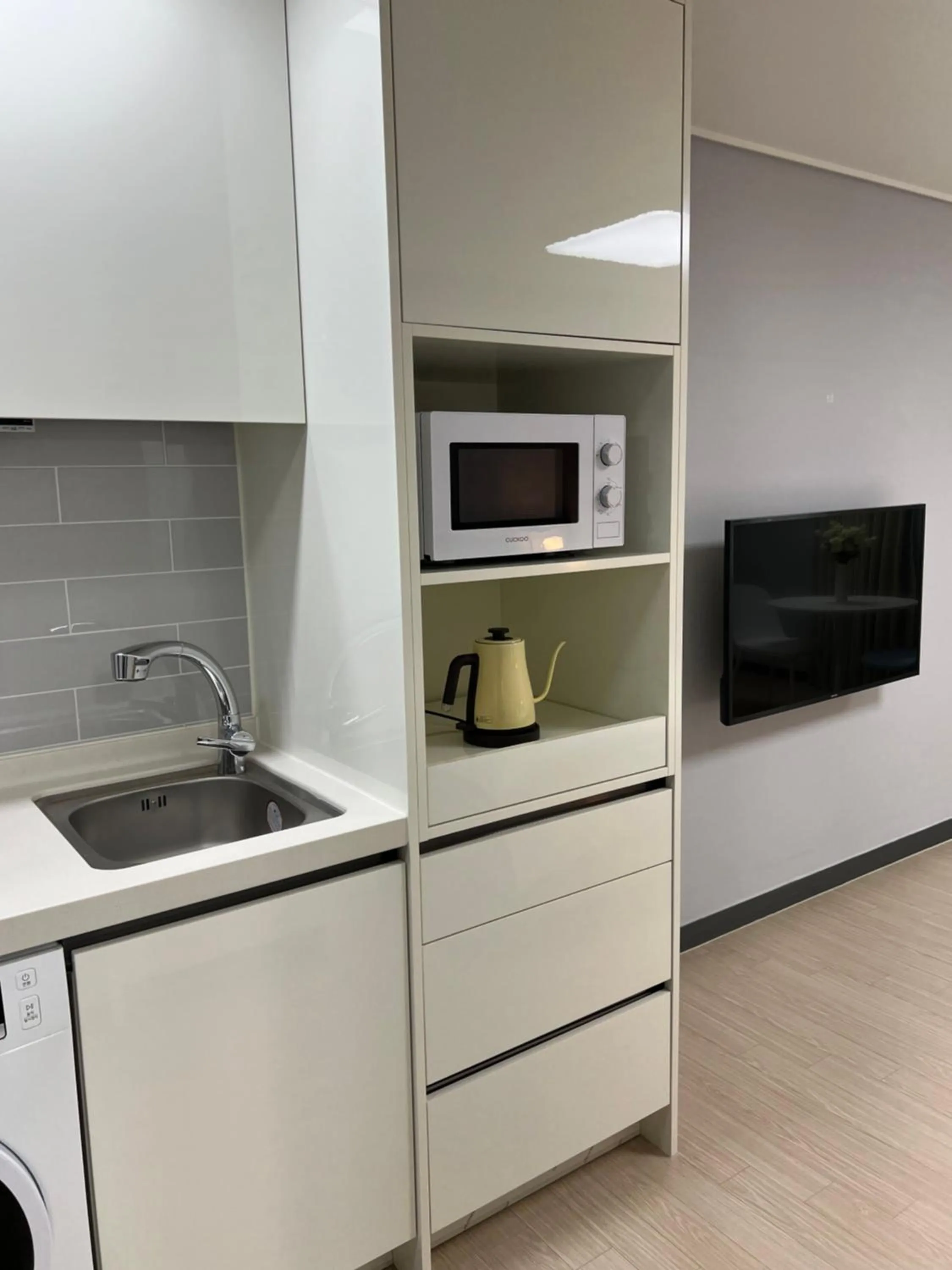 Kitchen or kitchenette in Hoya stay
