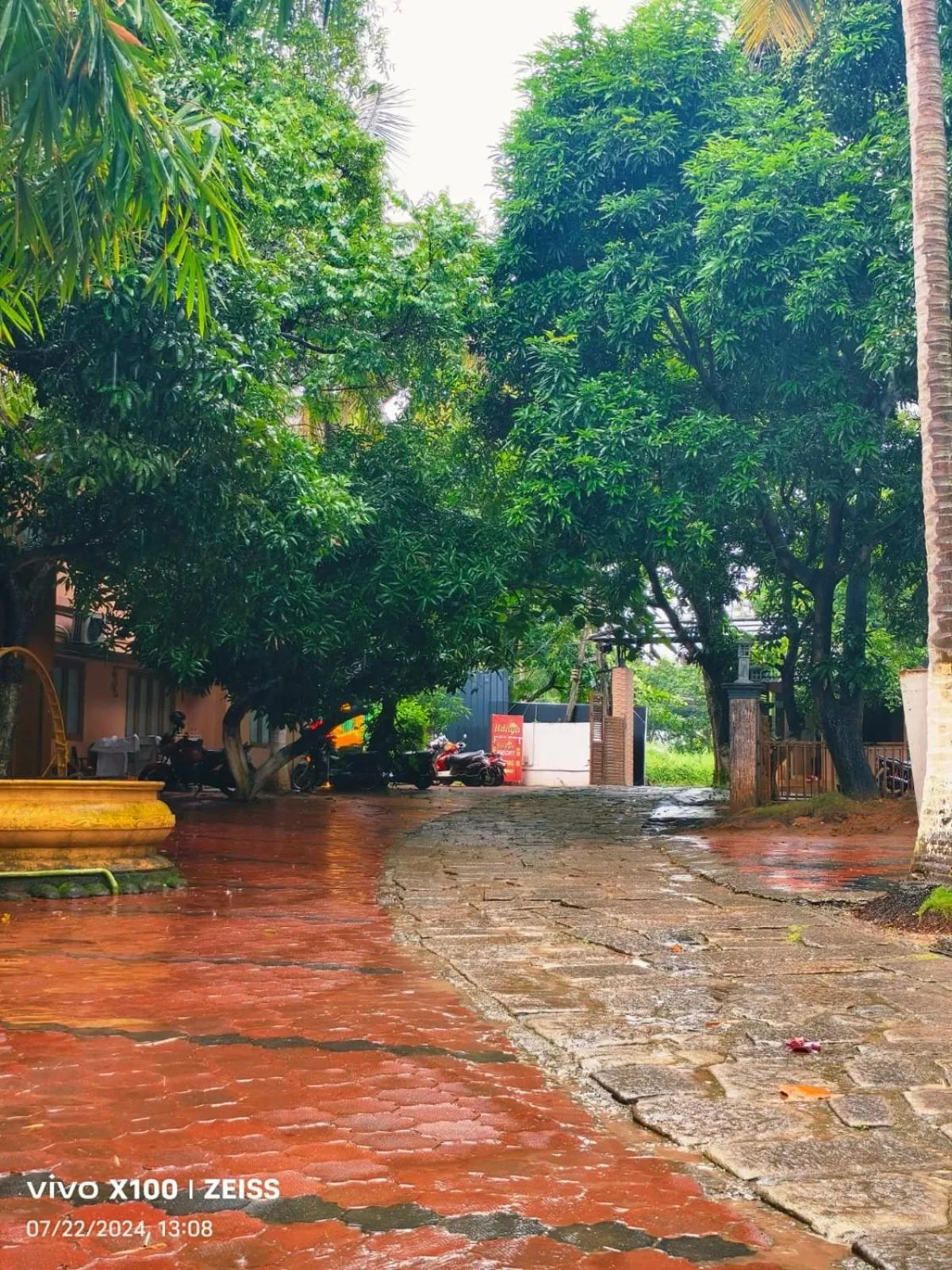 Parking in Udaya Resort