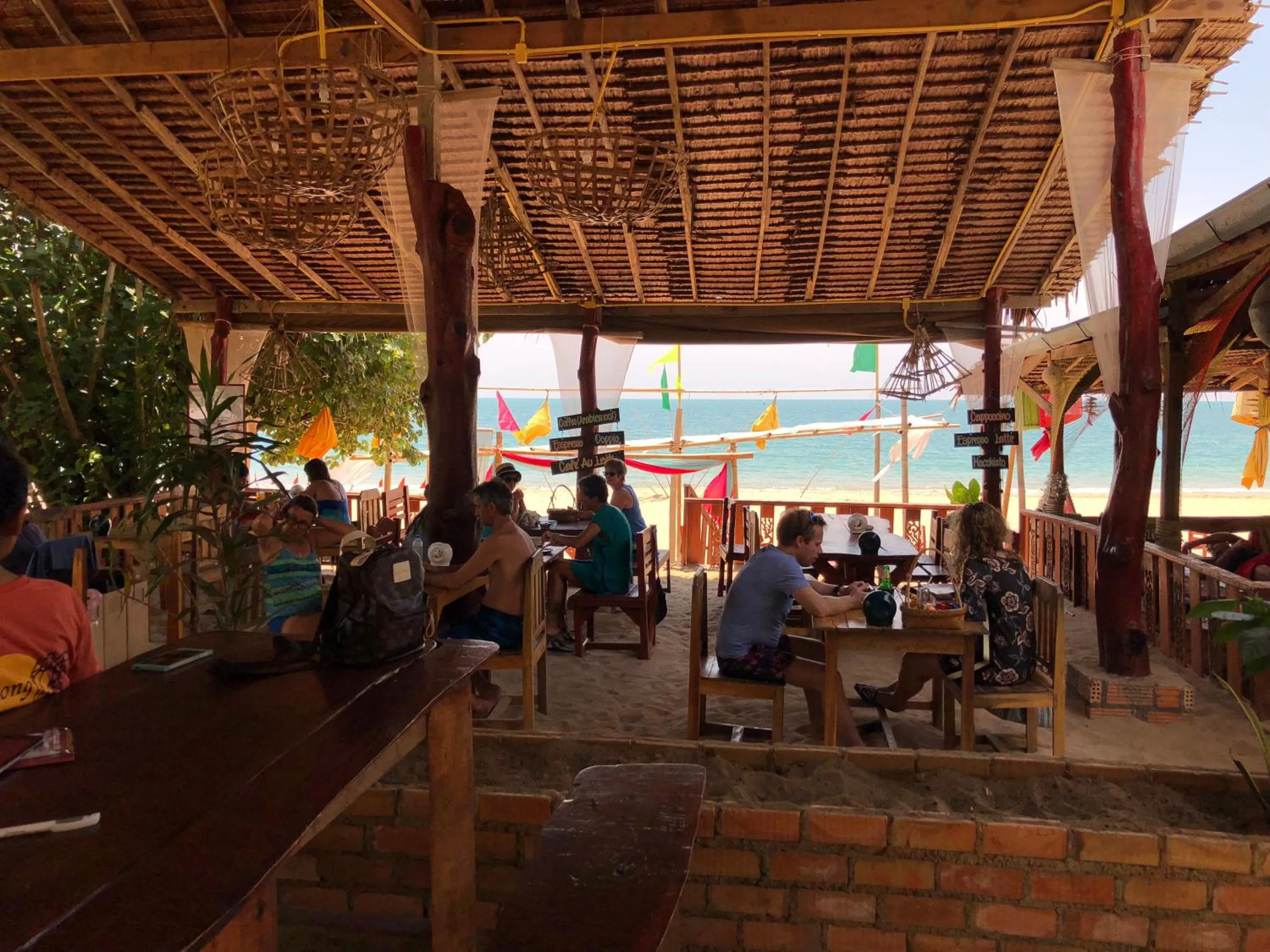 Restaurant/places to eat in Klong Jark Bungalows