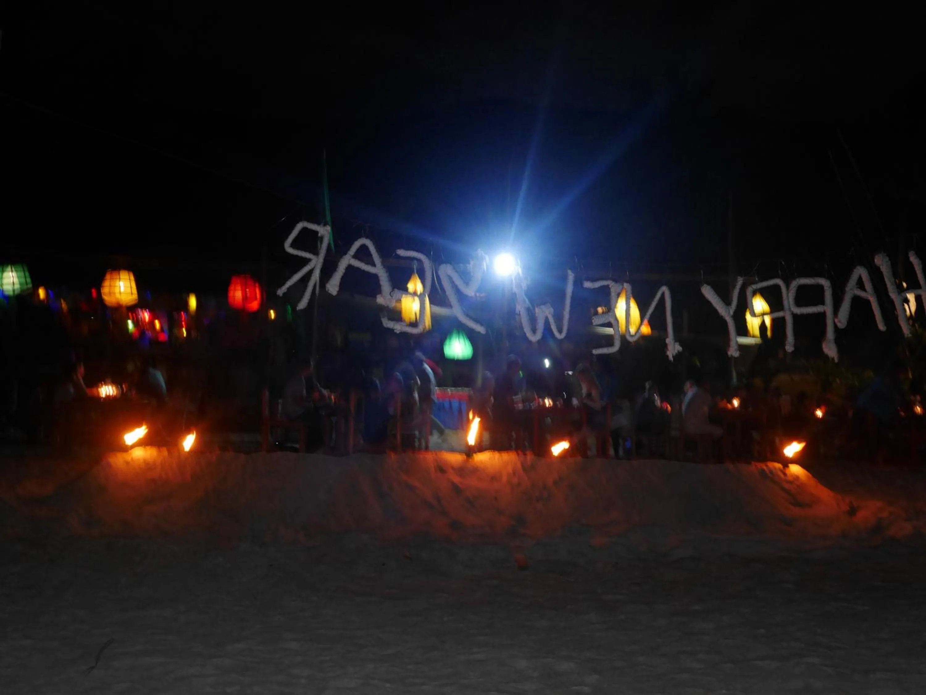 Evening entertainment in Klong Jark Bungalows
