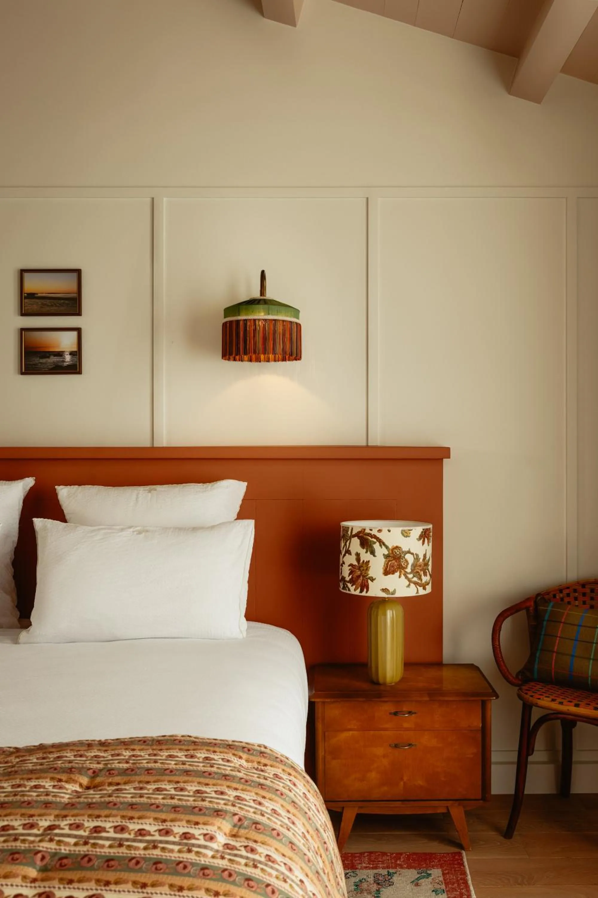 Bedroom, Bed in La Mission Hôtel & SPA - l'île d'Yeu