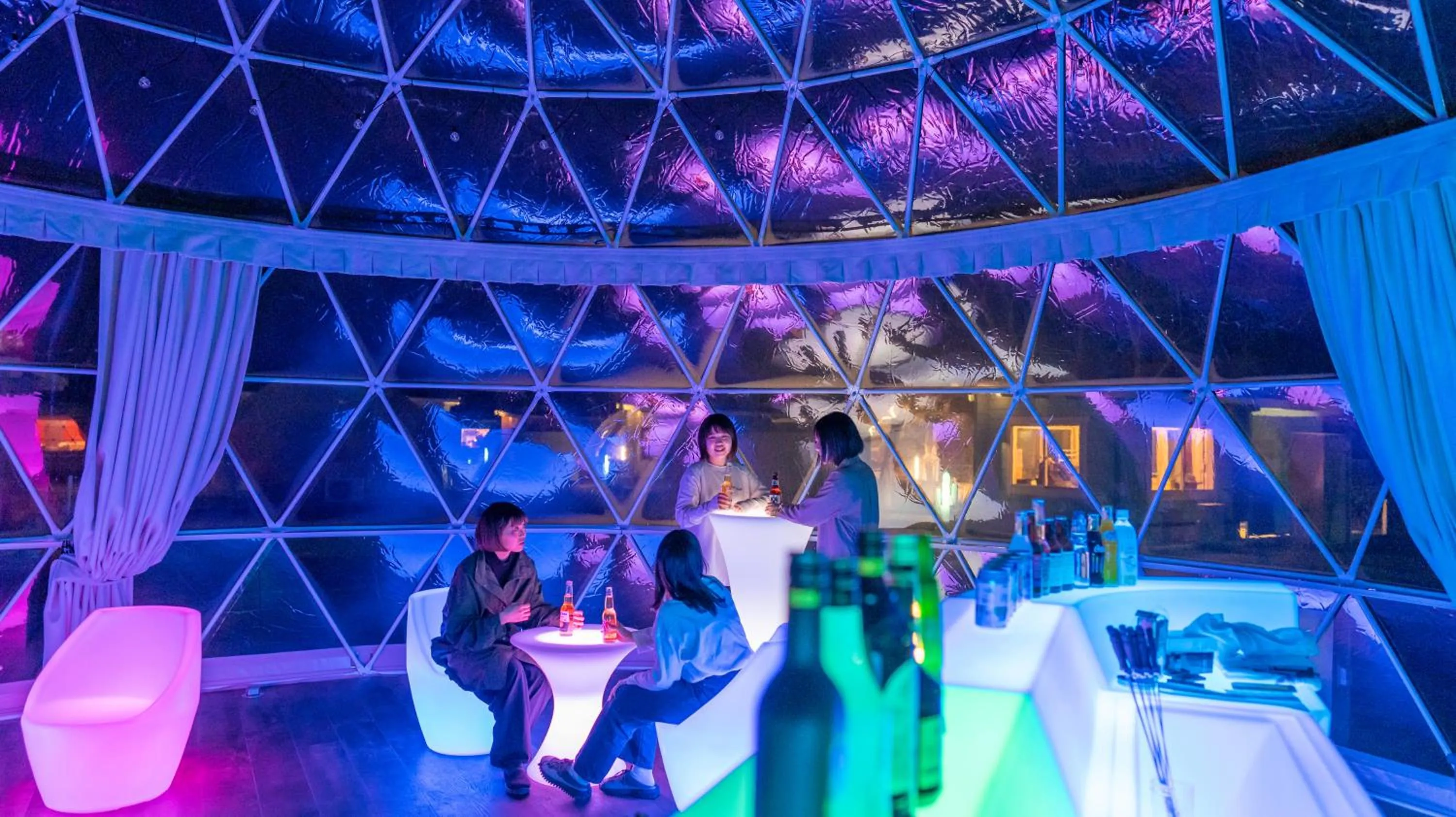 minibar in TACO GLAMP