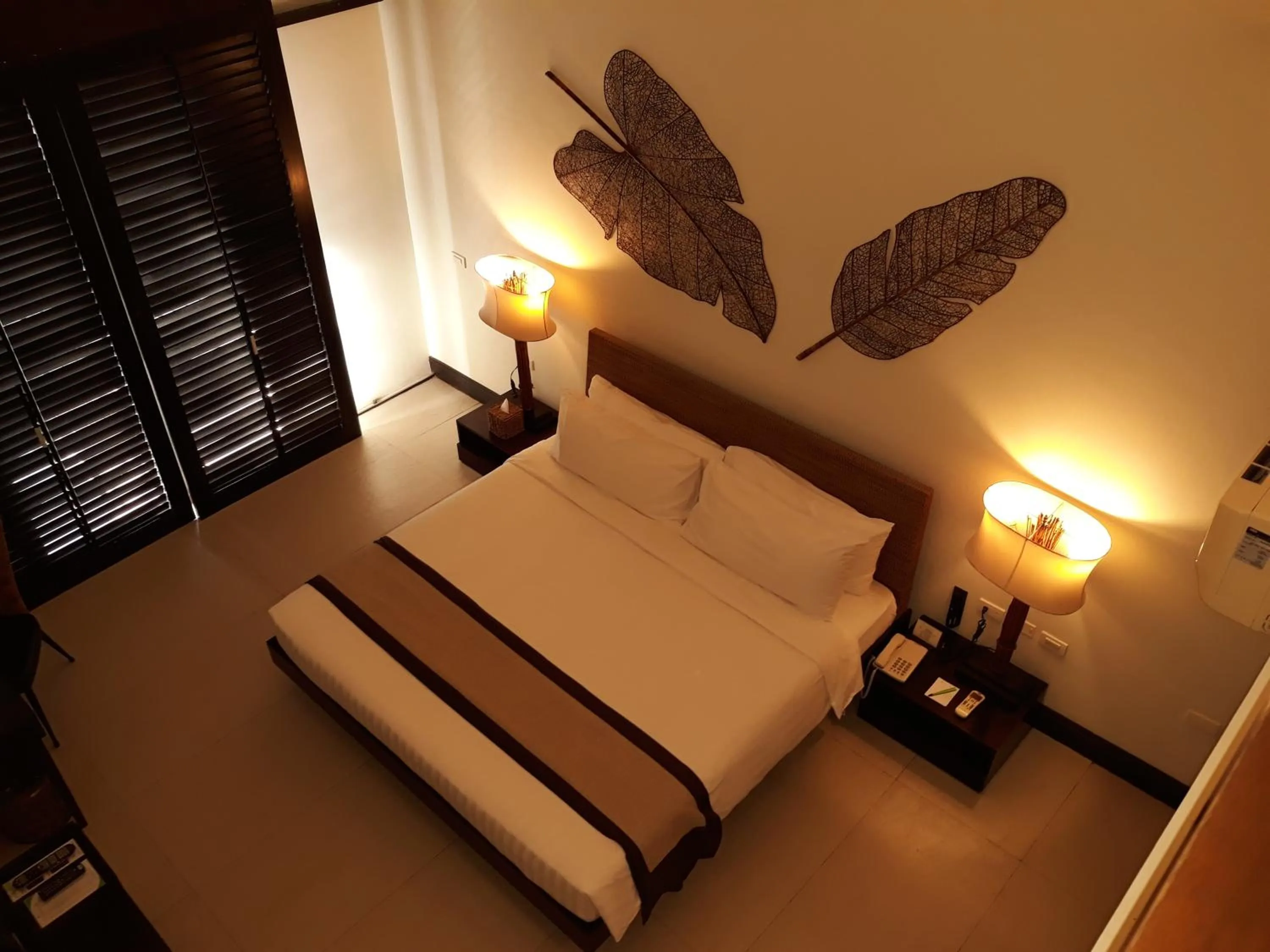Bed in Kamana Sanctuary Resort & Spa