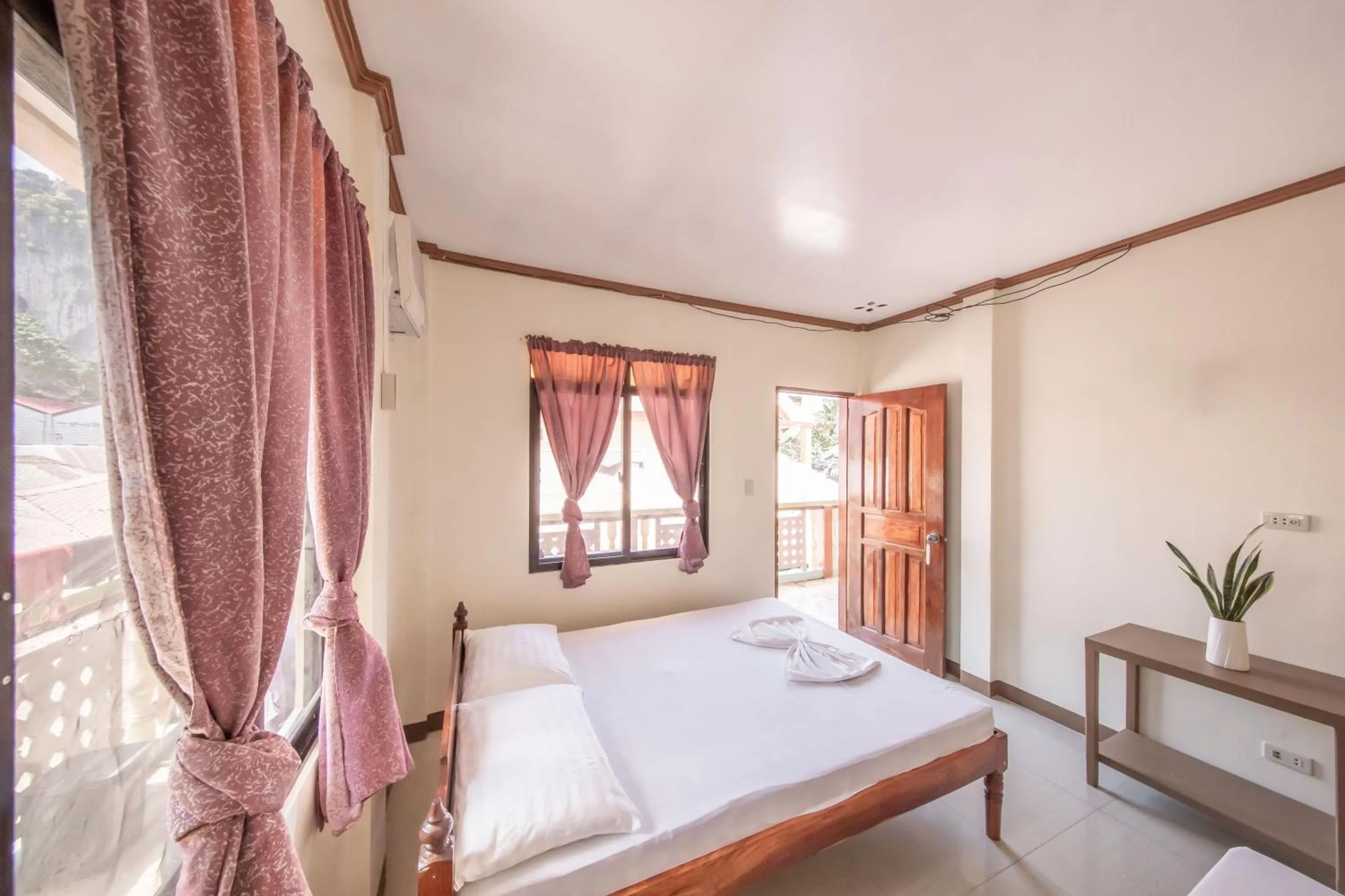 Bed in Zaniya's Pension