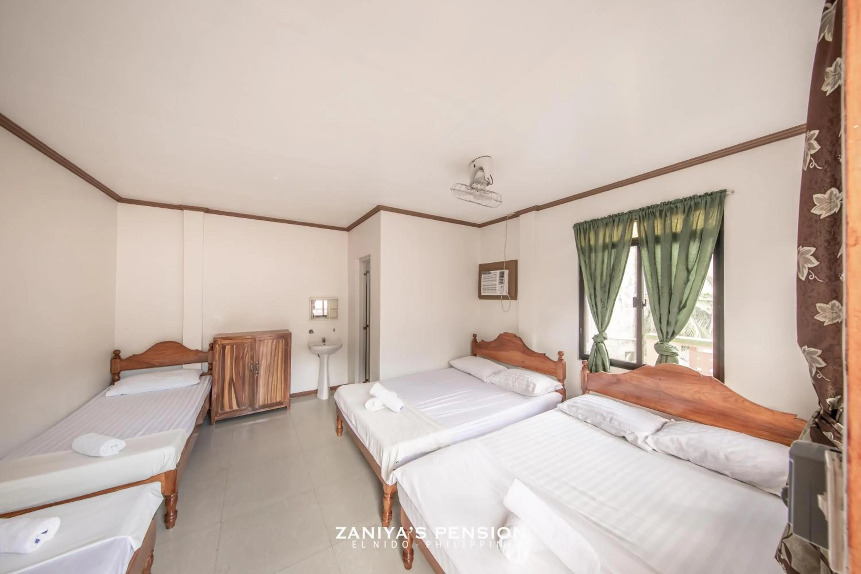 Bed in Zaniya's Pension