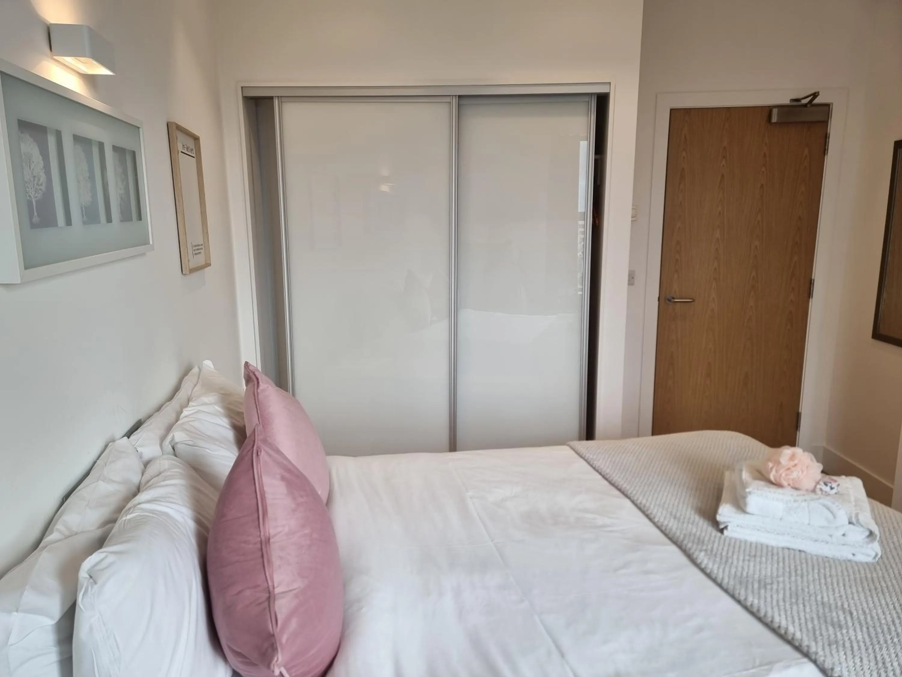 Bed in Shard View Apartments