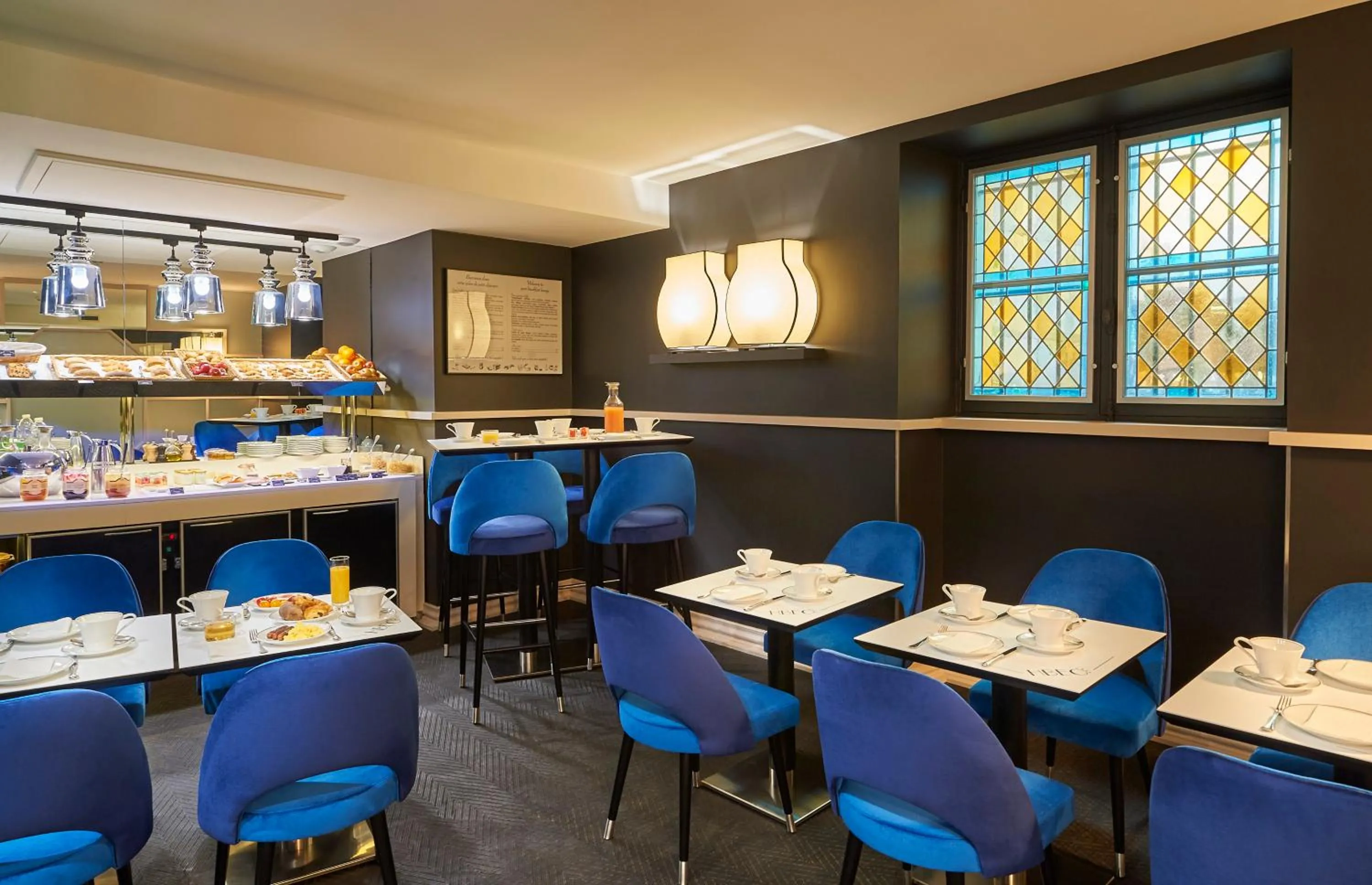 Breakfast in Best Western Premier HBEO Bordeaux Centre