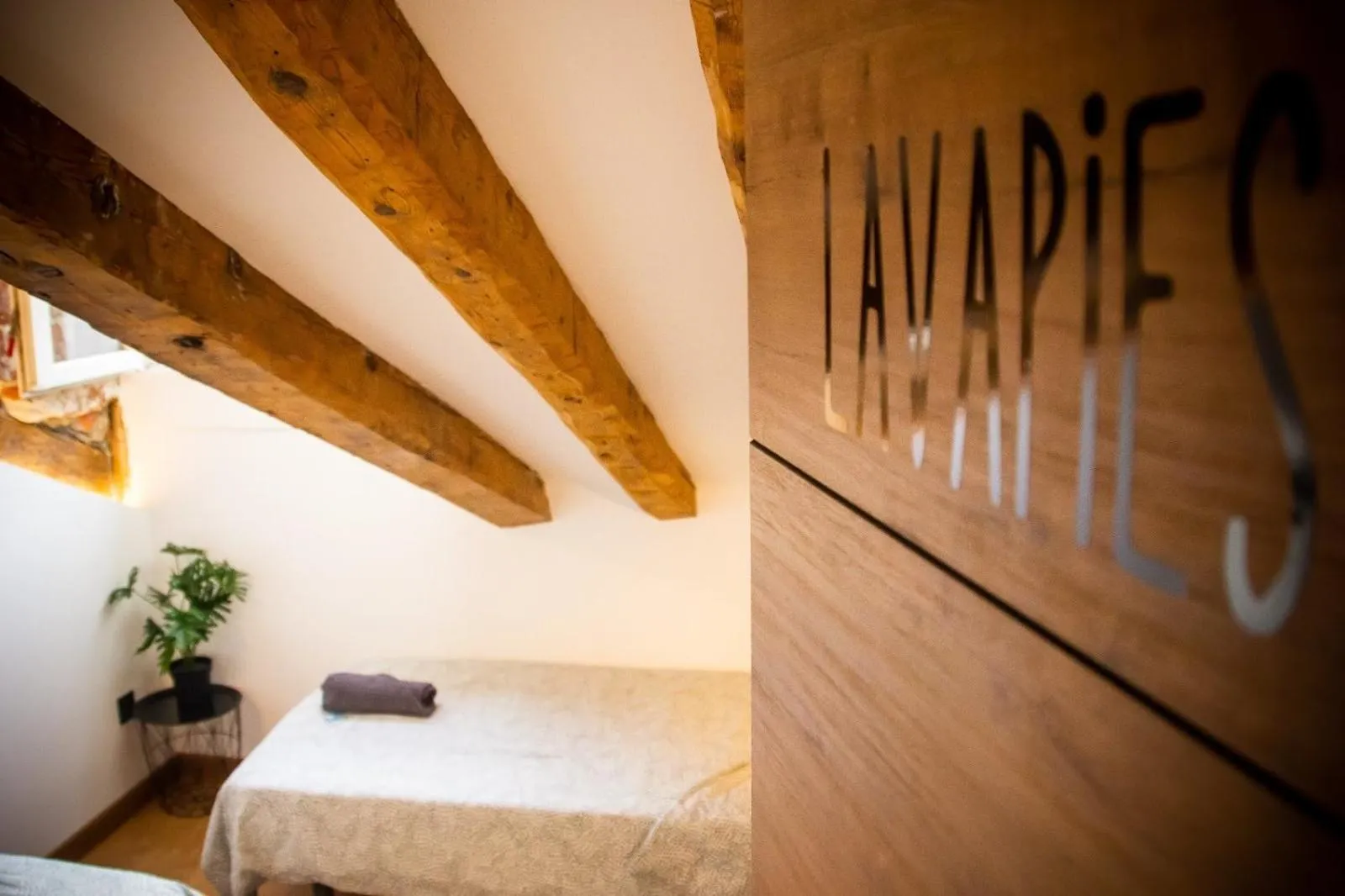 Bedroom, Bed in Onefam Sungate